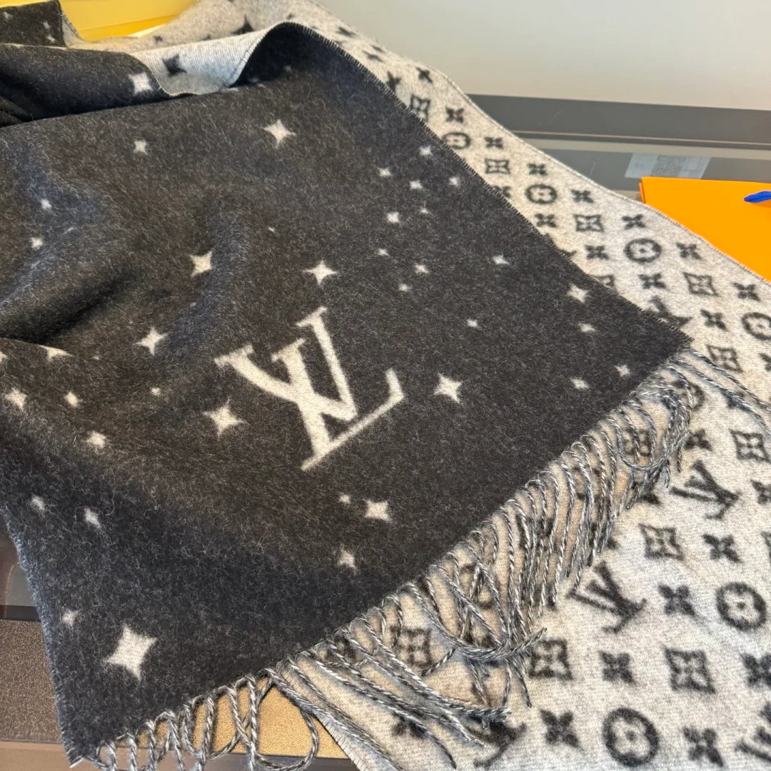 Шарфы Louis Vuitton 1242479
