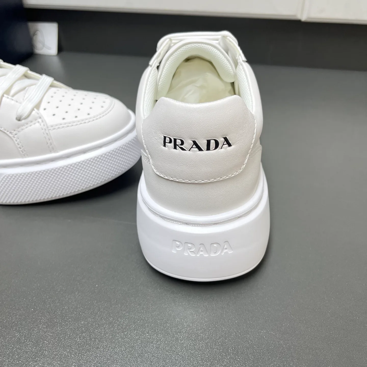Кроссовки Мужские Prada 17457943