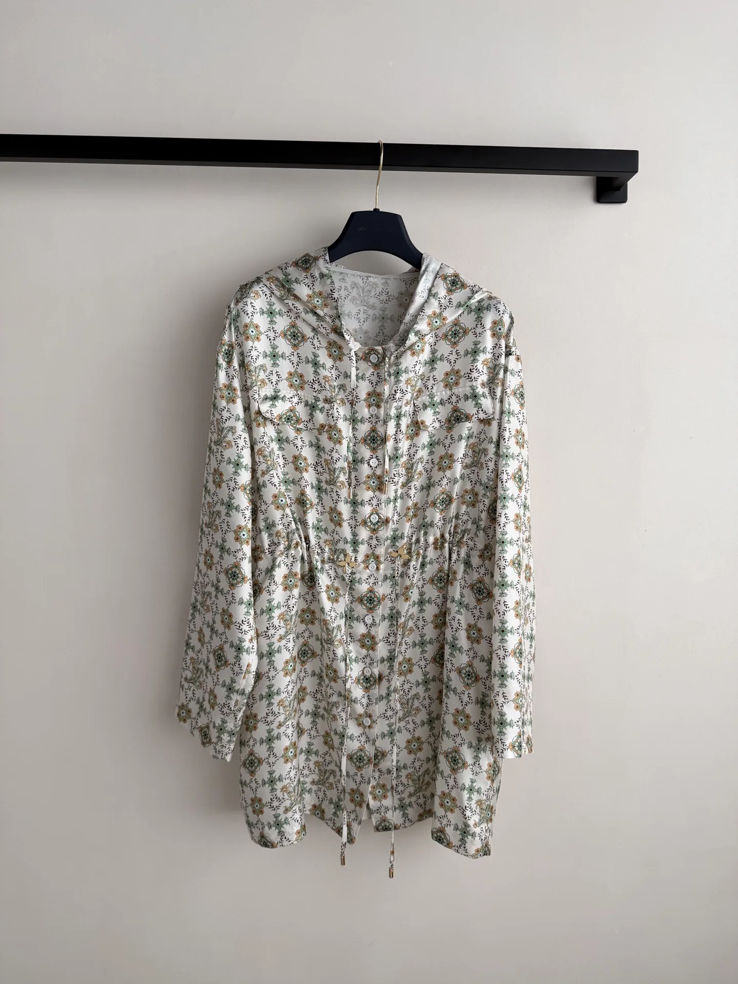 Куртки И Пуховики Женские Louis Vuitton 5027416