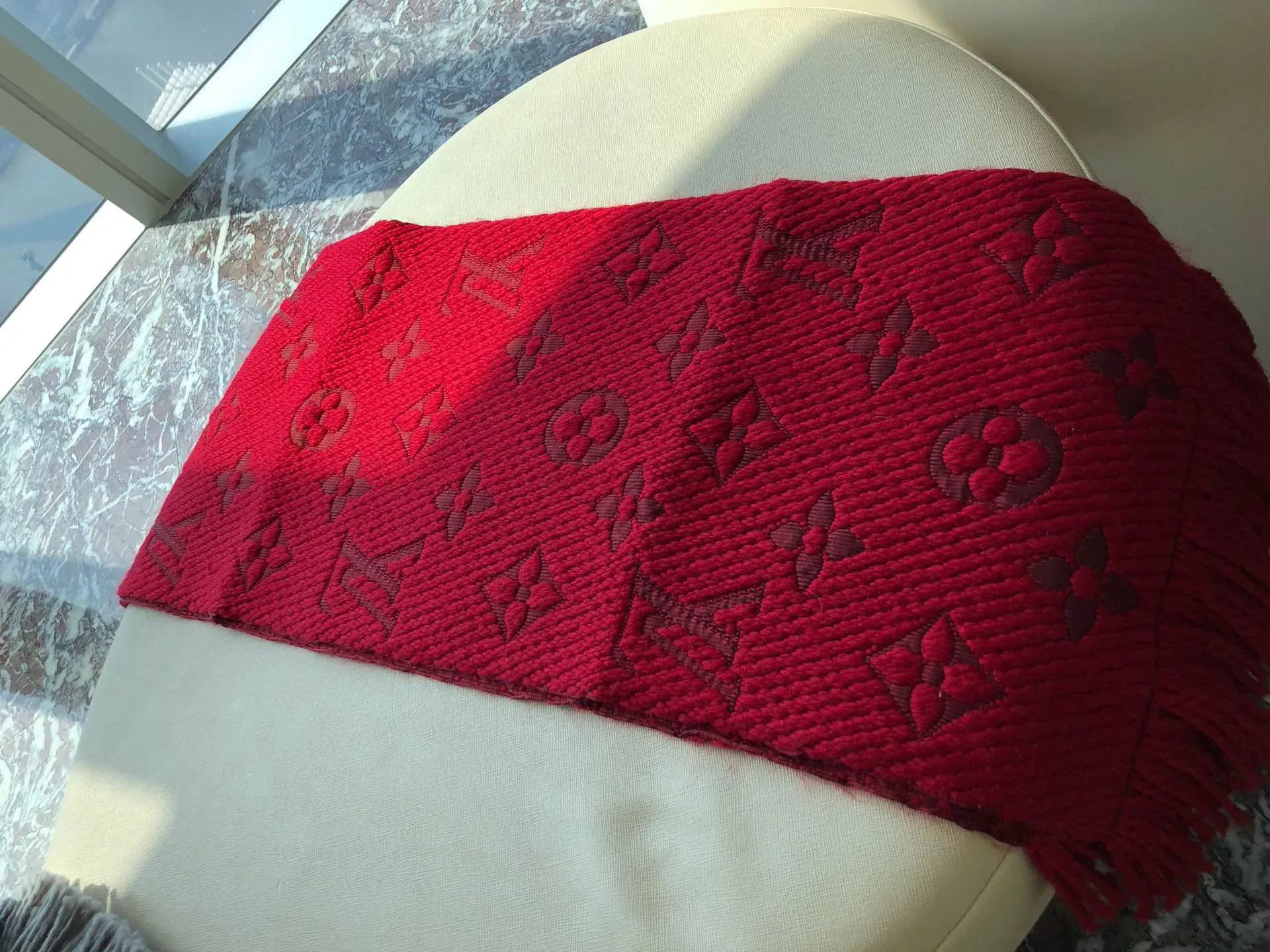 Шарфы Louis Vuitton 263939