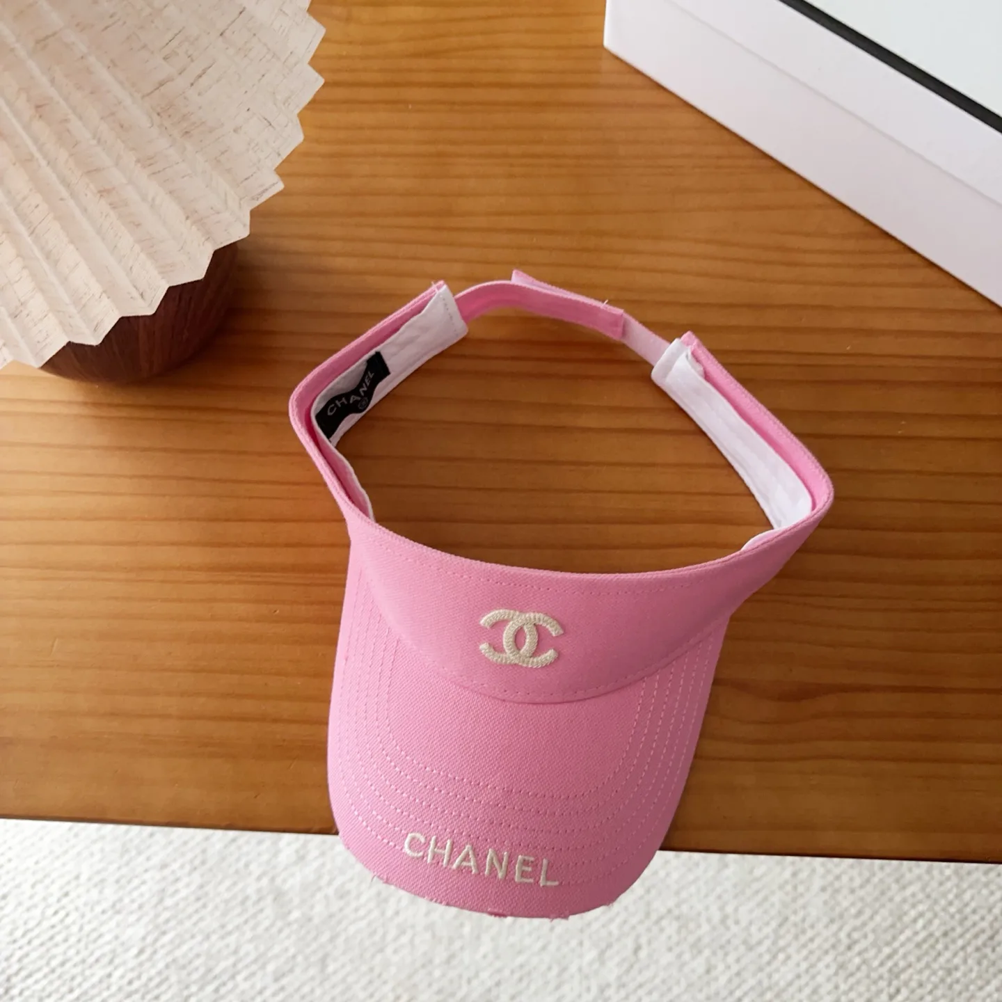 Головные Уборы Chanel 17467555