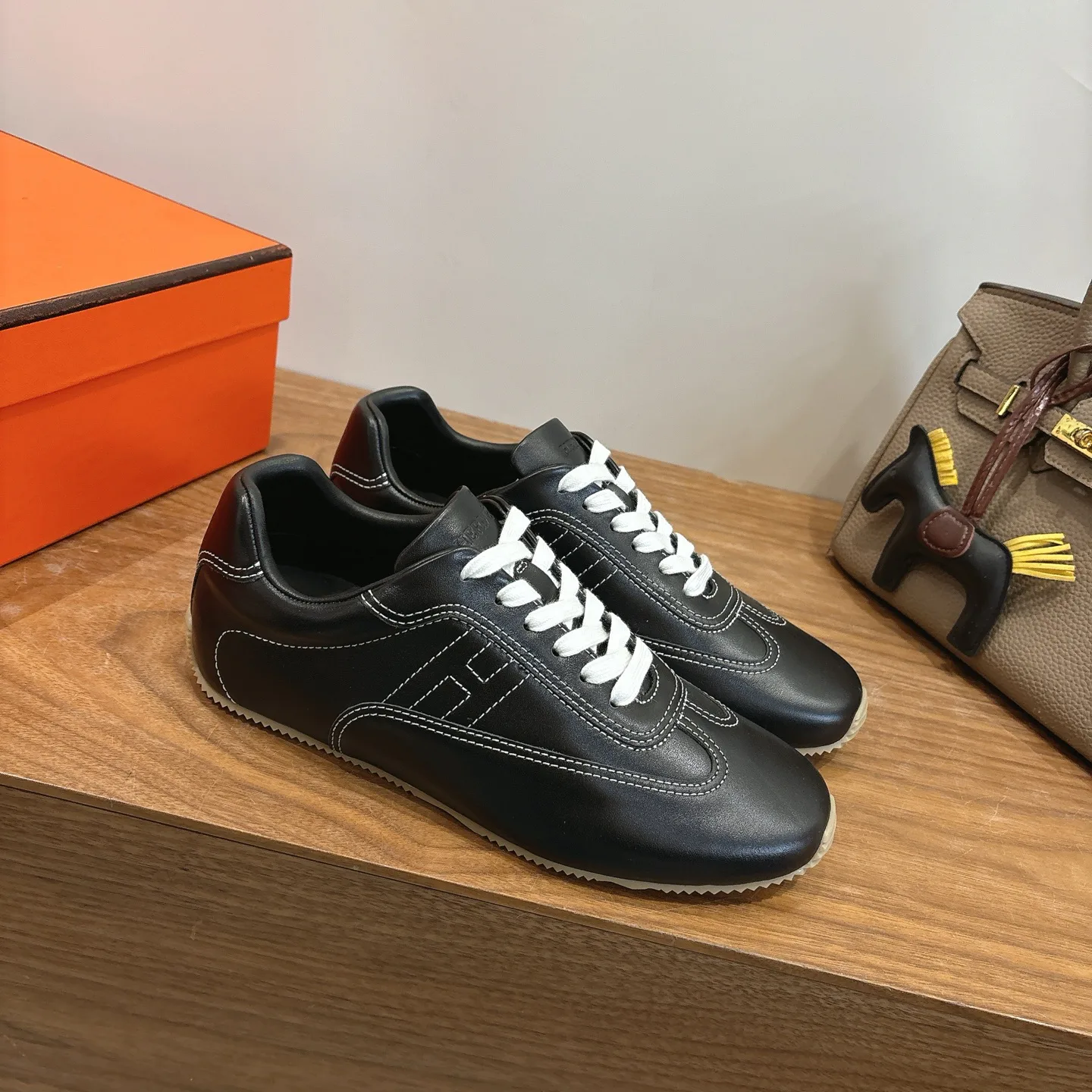 Кроссовки Женские Hermes 20153882