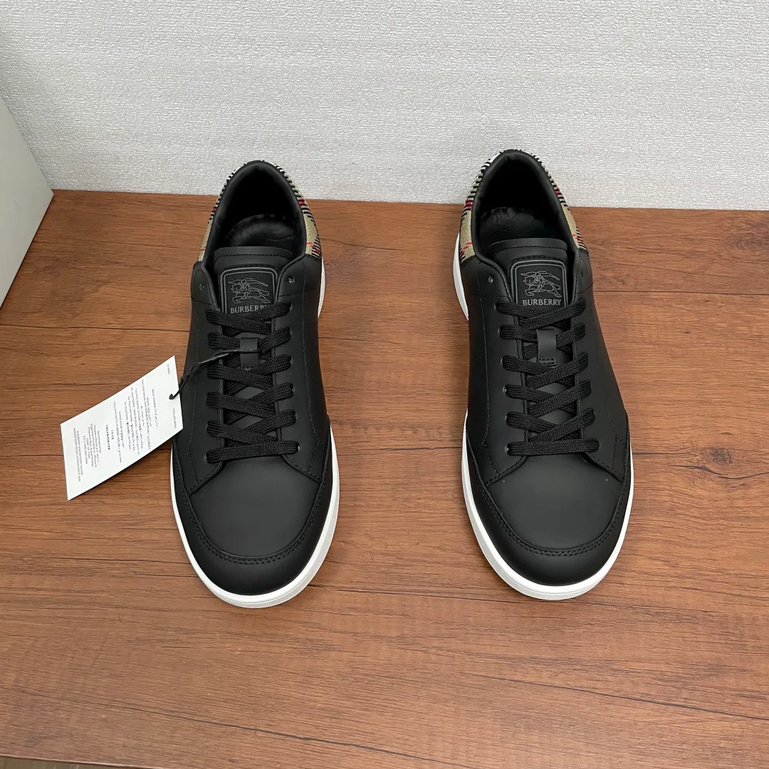 Кроссовки Мужские Burberry 4266651