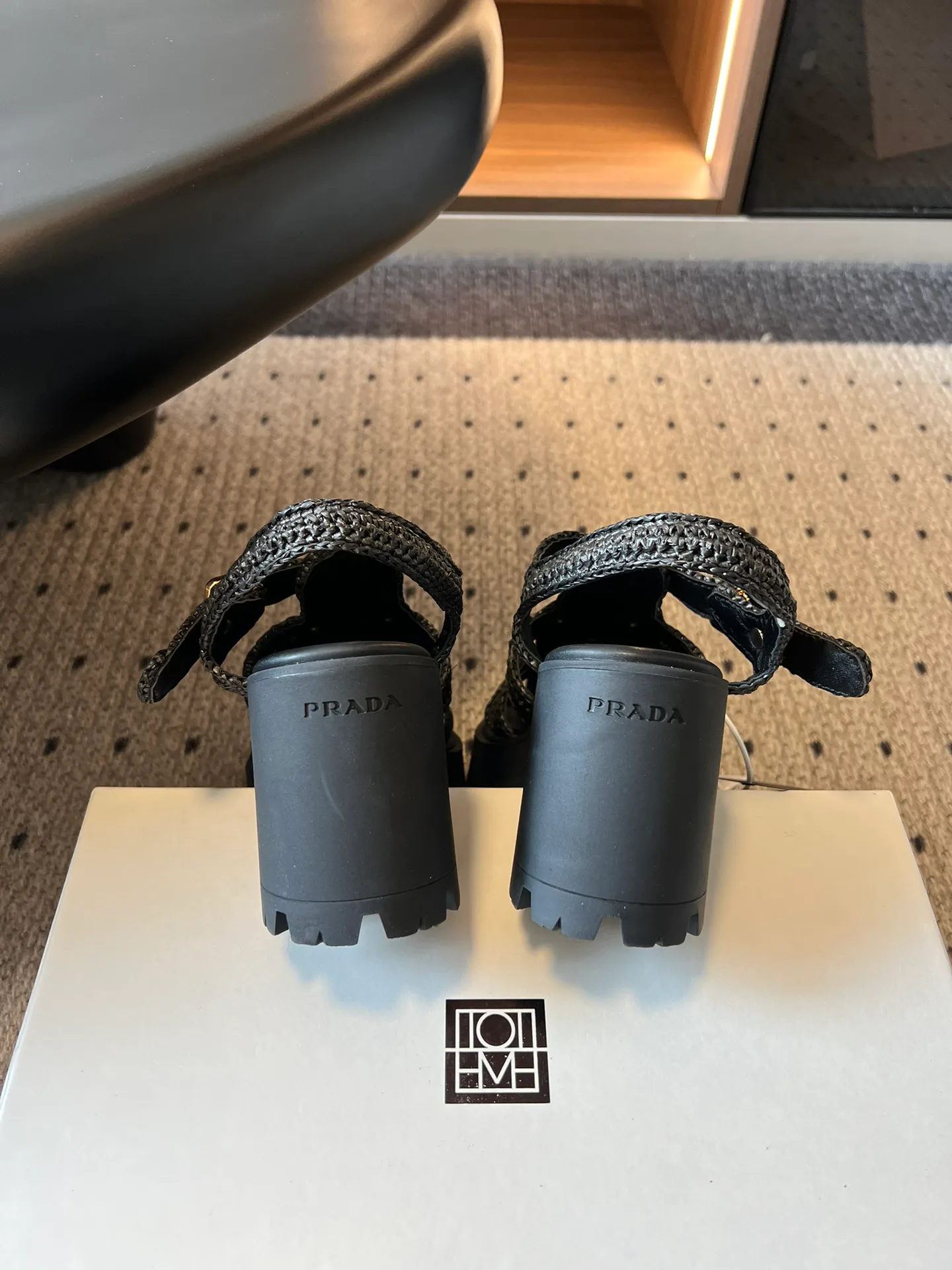 Босоножки Женские Prada 13553214