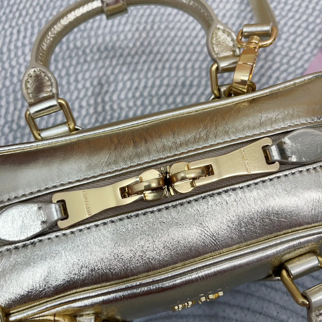 Сумки На Ремне Женские Miu Miu 35687