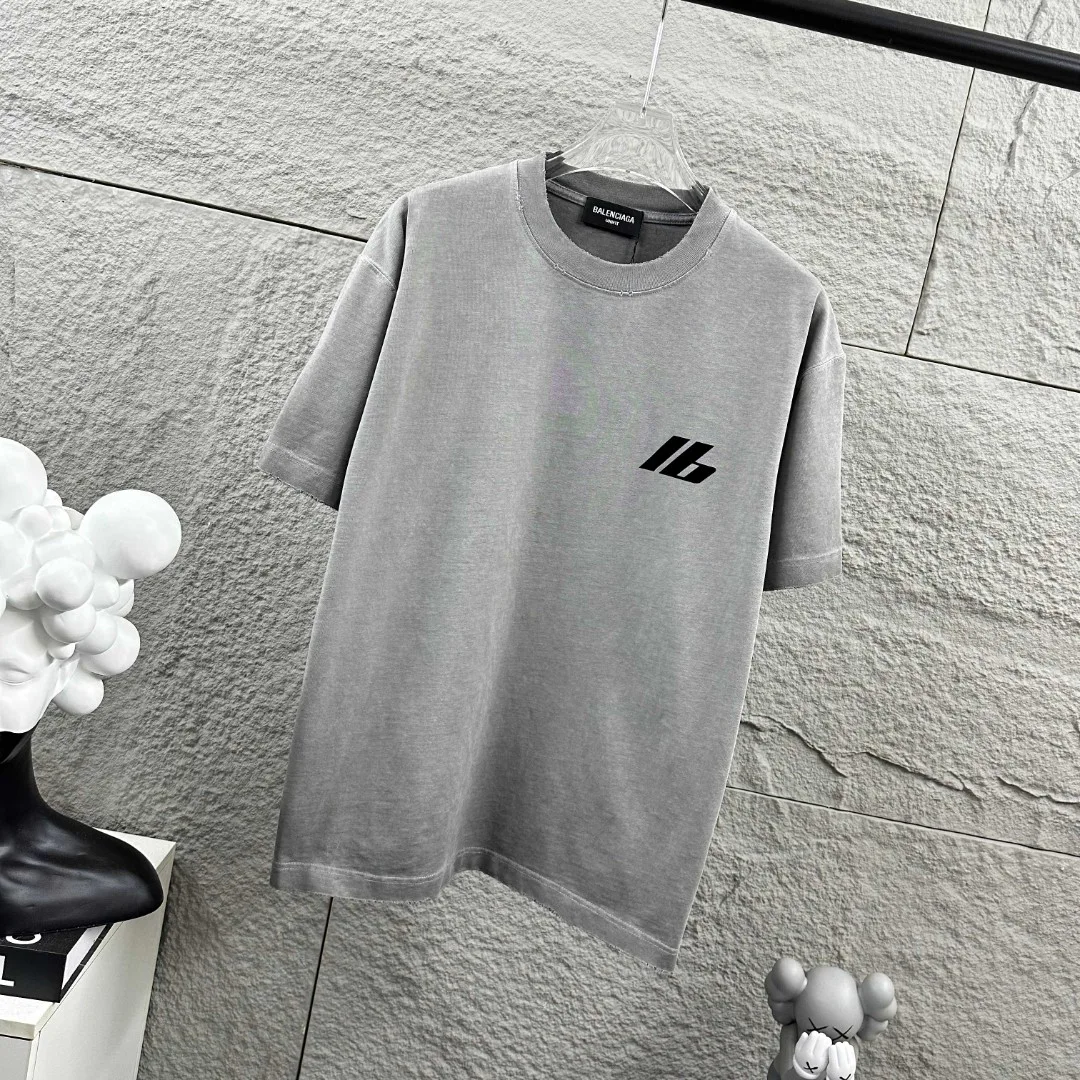 Футболки Женские Balenciaga 493315