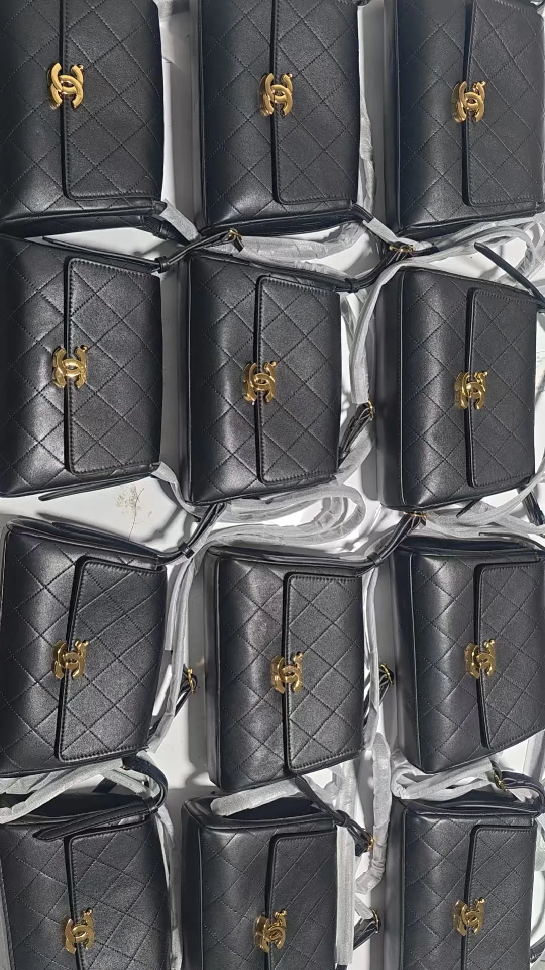 Классические Сумки Женские Chanel 17698929