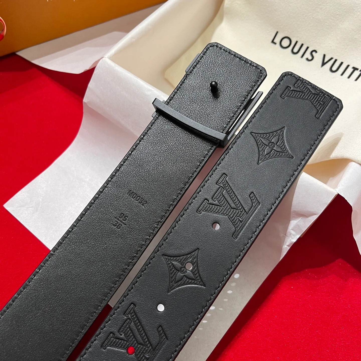 Ремни Louis Vuitton 17645362