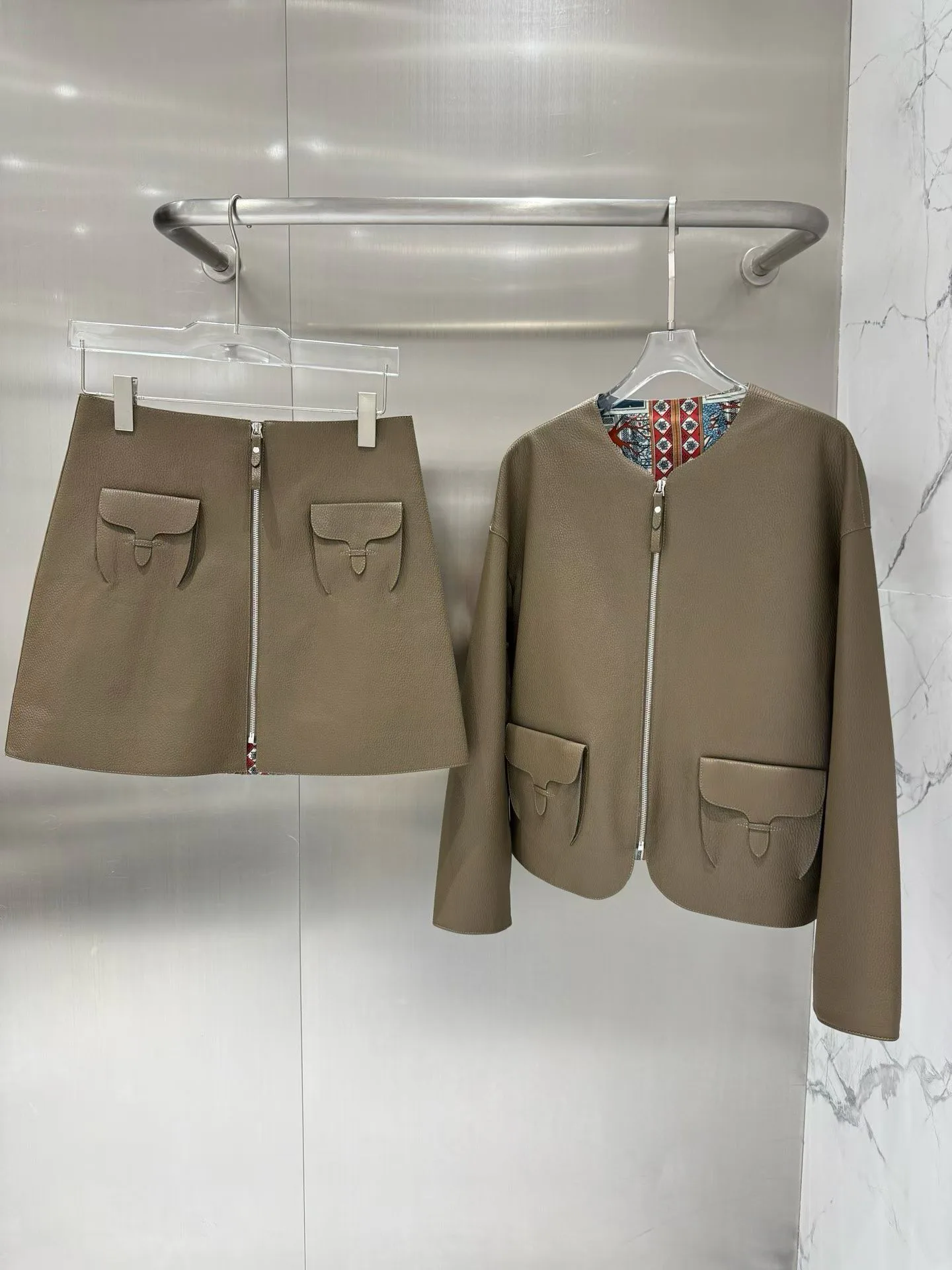 Кожаные Куртки И Дублёнки Женские Hermes 19253104