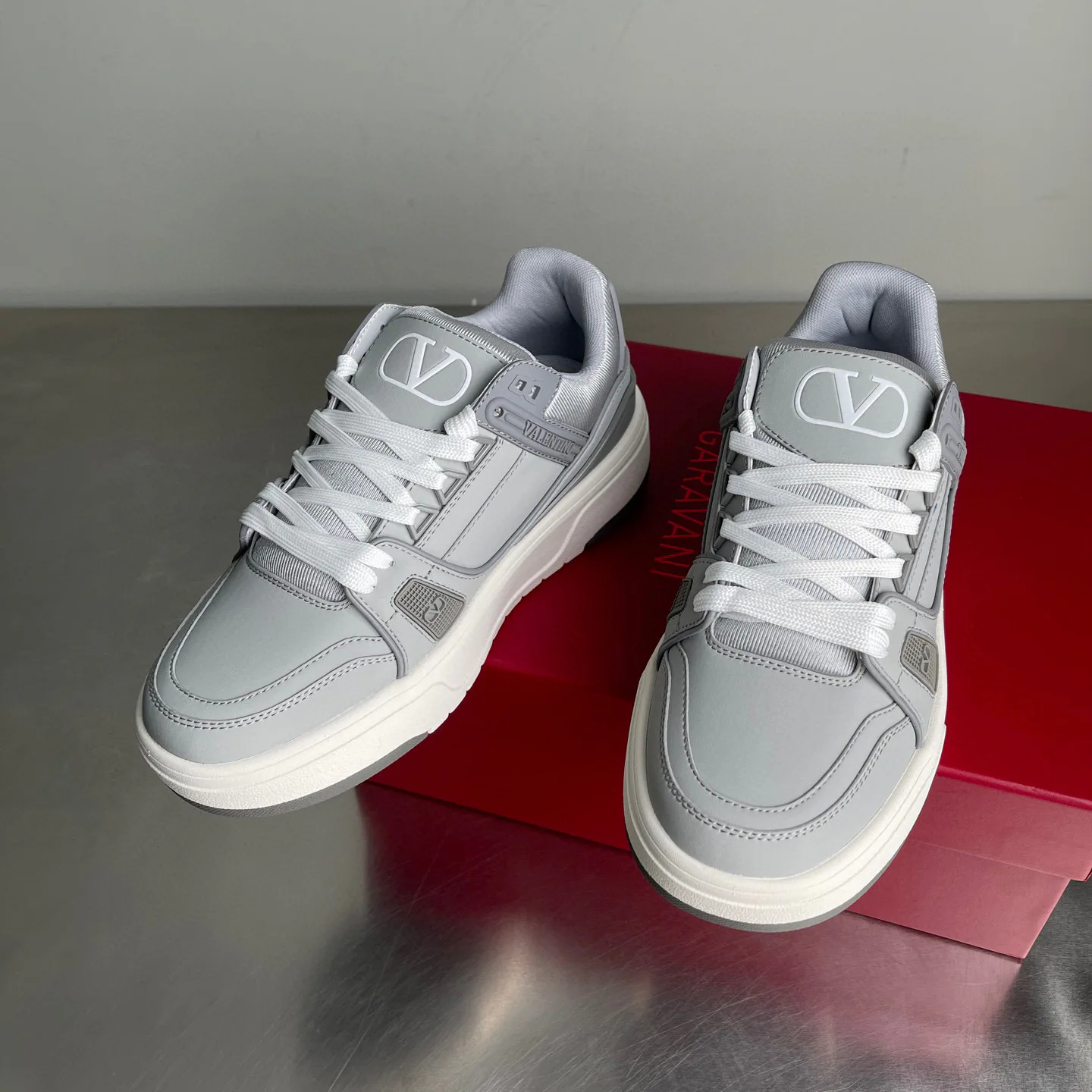 Кроссовки Женские Valentino 2733307