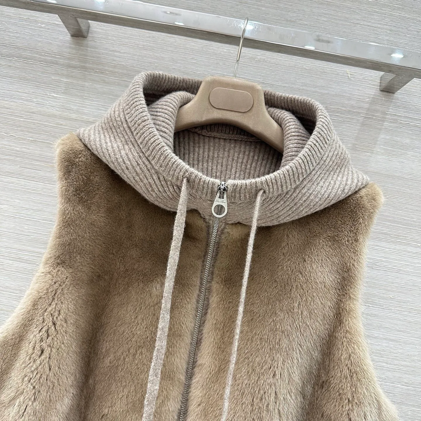 Жилеты Женские Loro Piana 18632964
