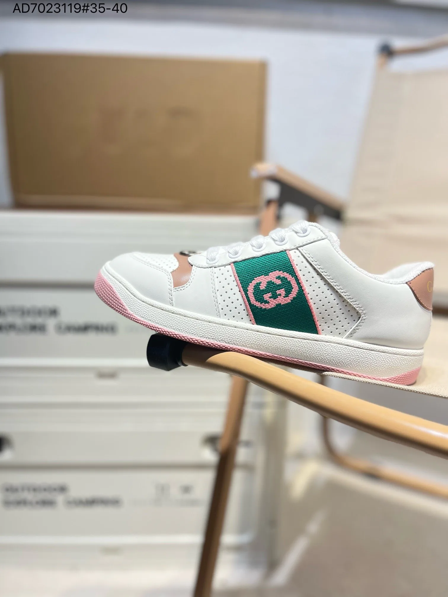 Кроссовки Женские Gucci 17620499