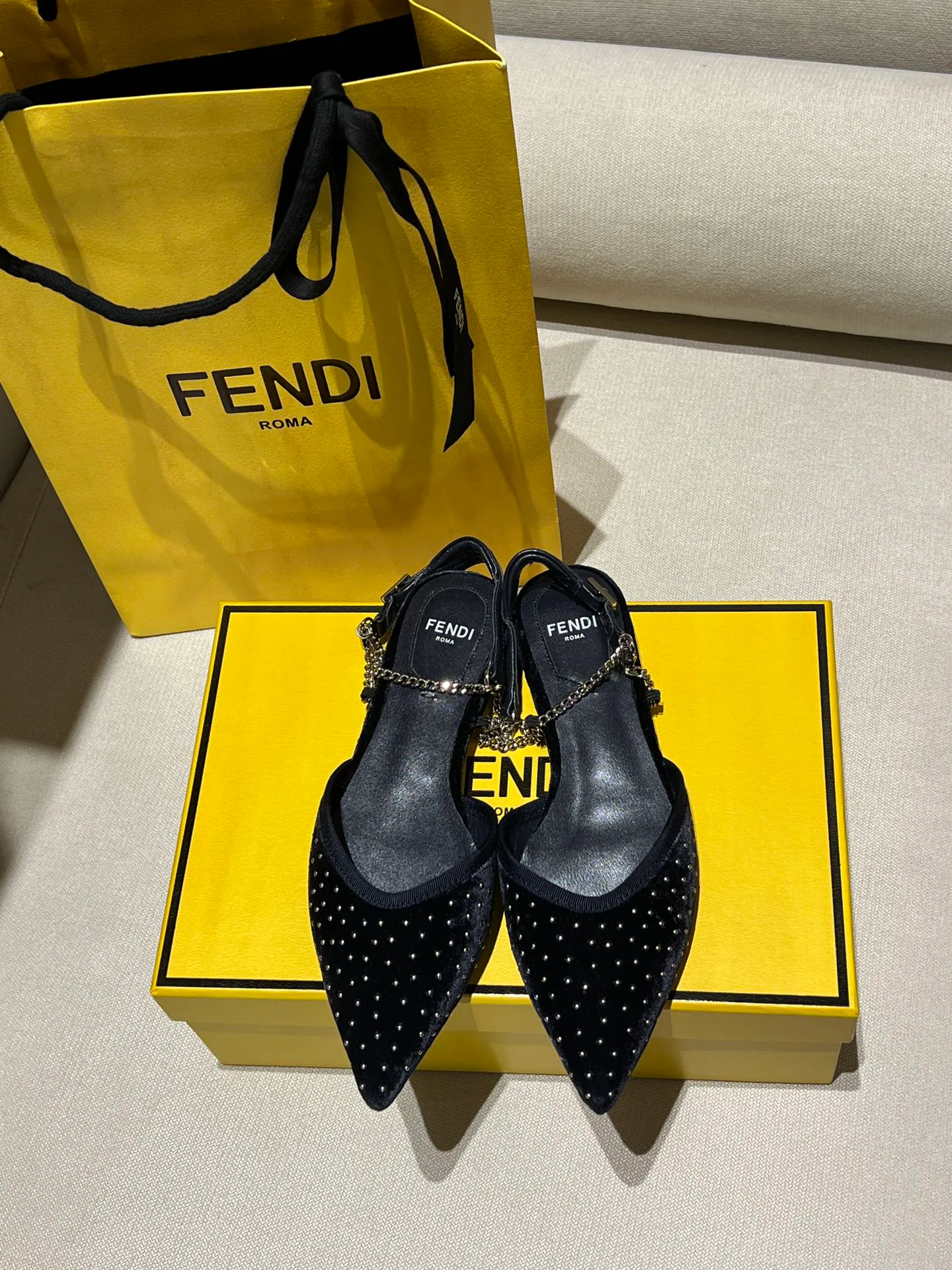 Босоножки Женские Fendi