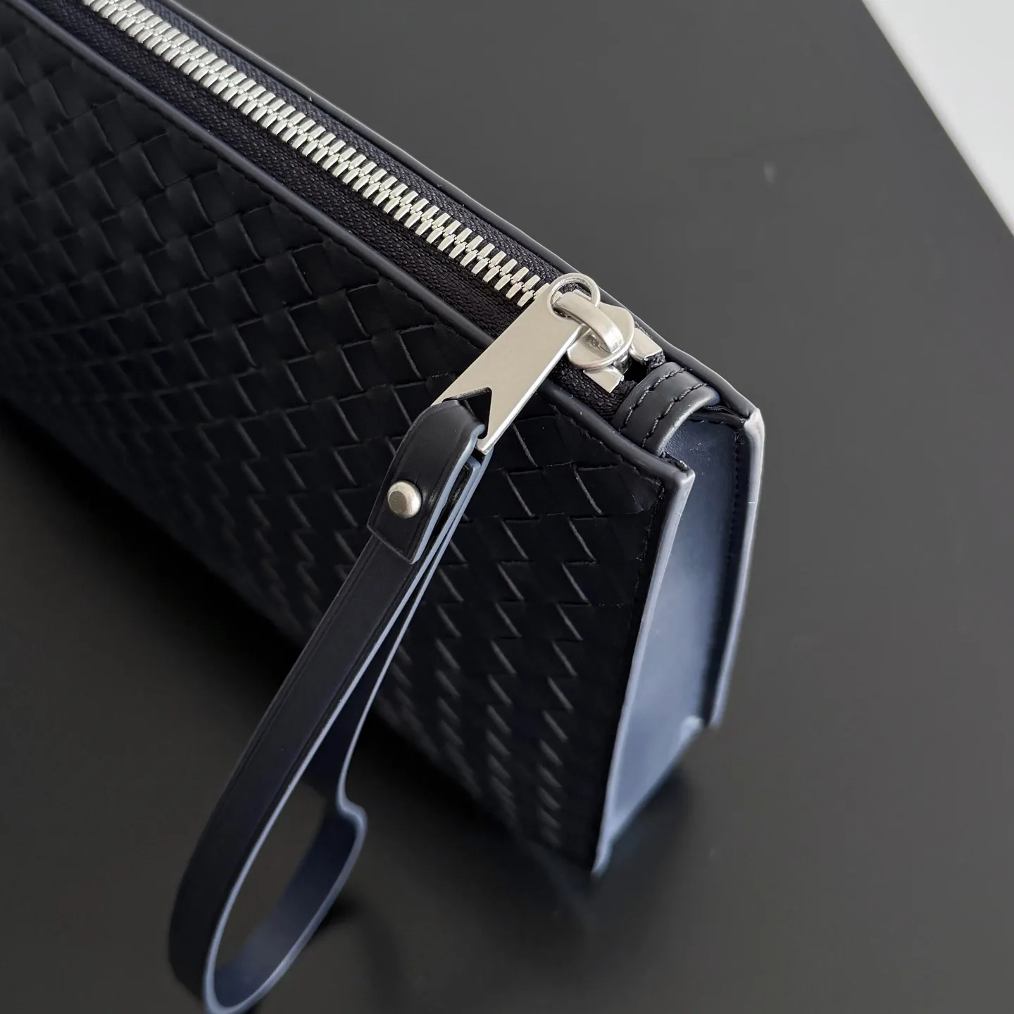 Клатчи Женские Bottega Veneta 18314319