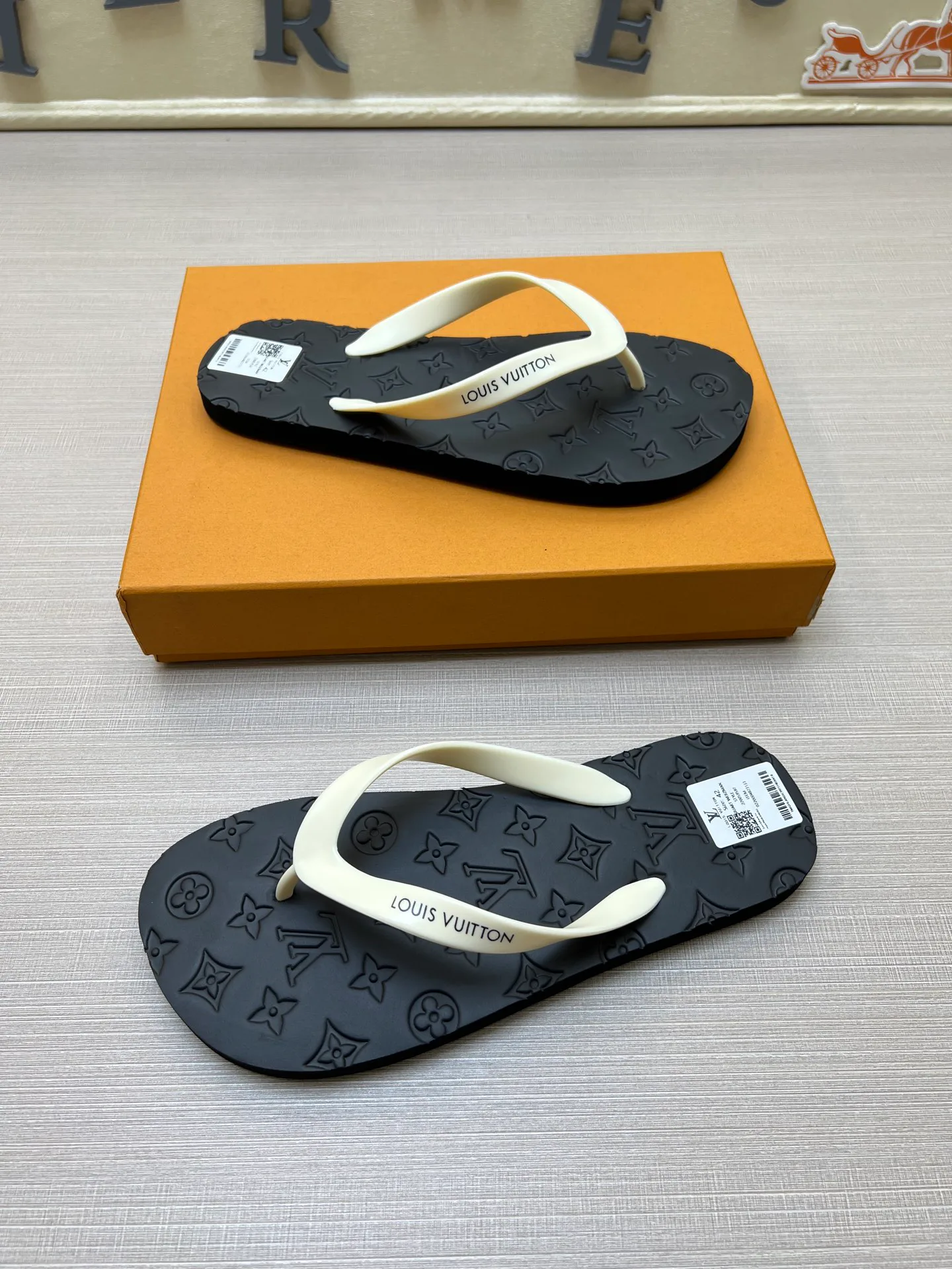 Шлепанцы Мужские Louis Vuitton 30518