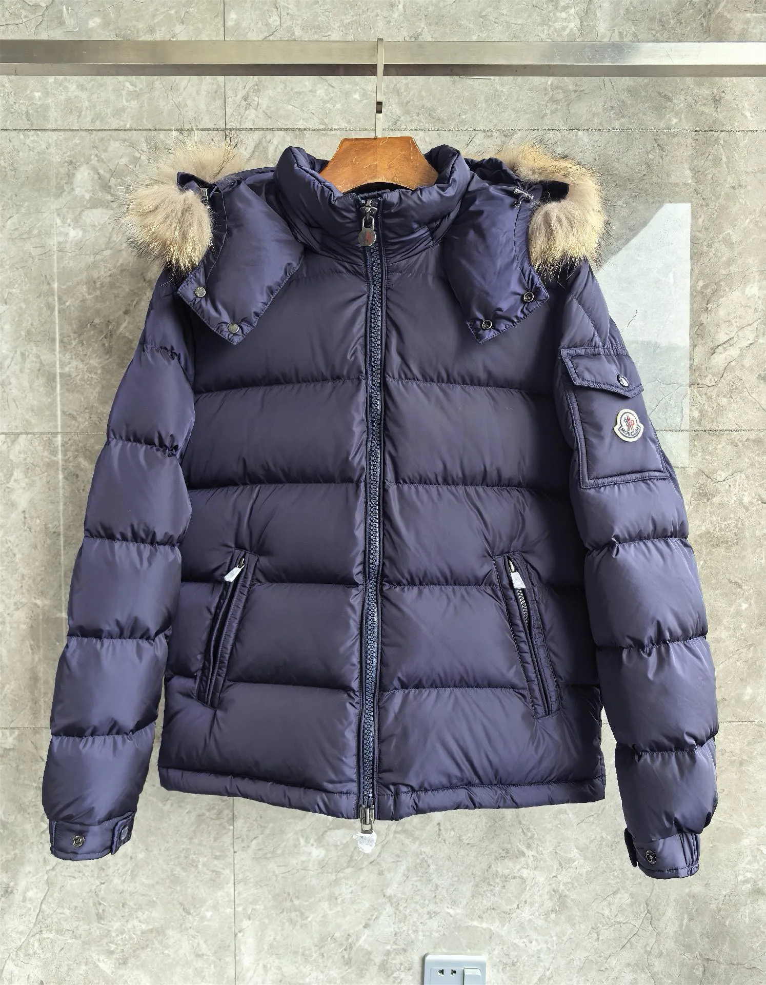 Куртки И Пуховики Женские Moncler 18761343