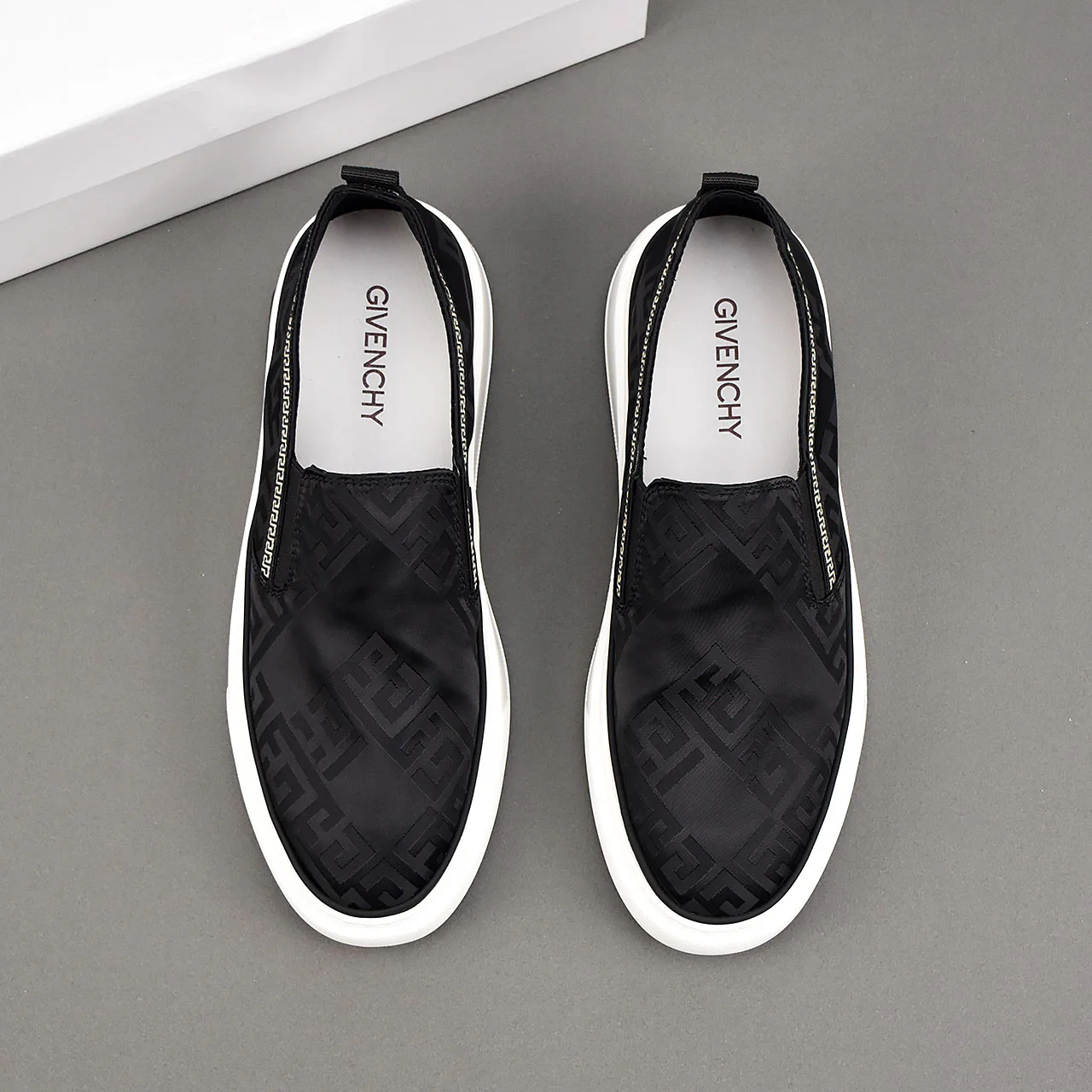 Кеды Мужские Givenchy 10736403