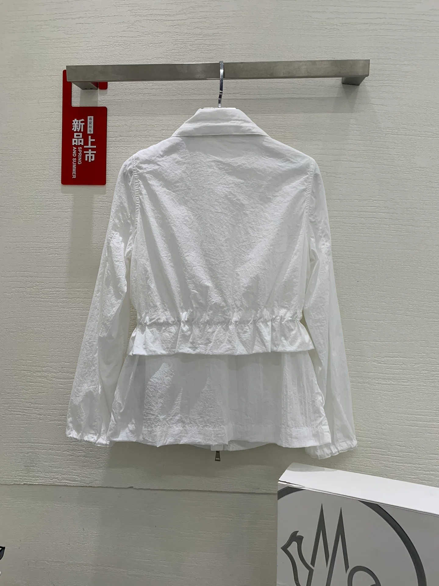 Куртки И Пуховики Женские Moncler 11230882