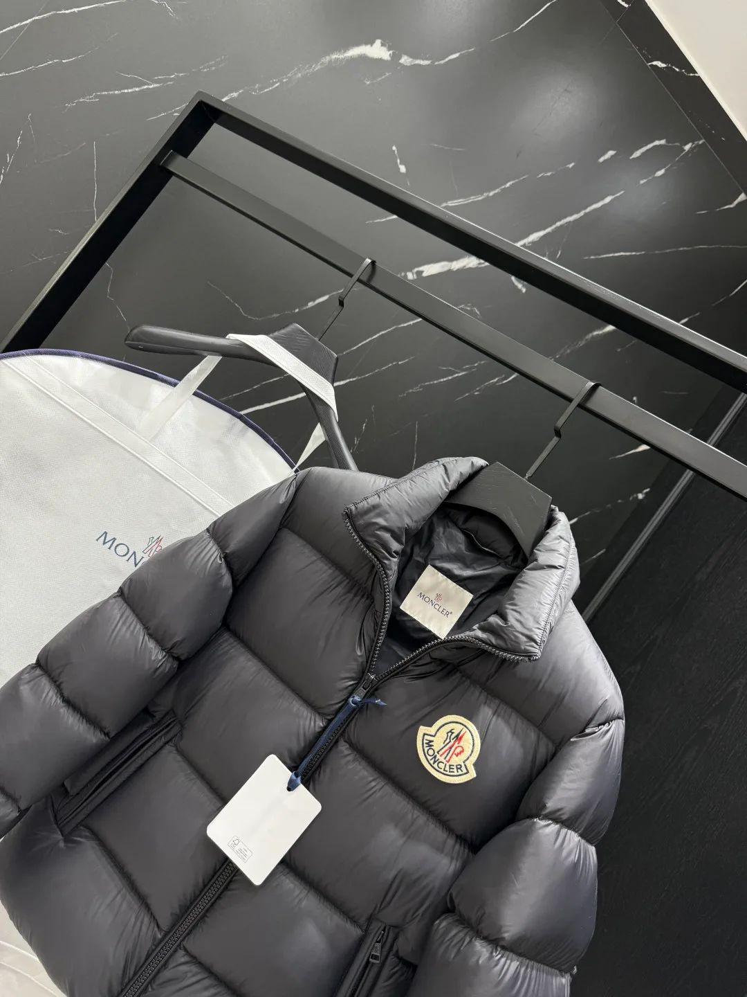 Куртки И Пуховики Мужские Moncler 1807038