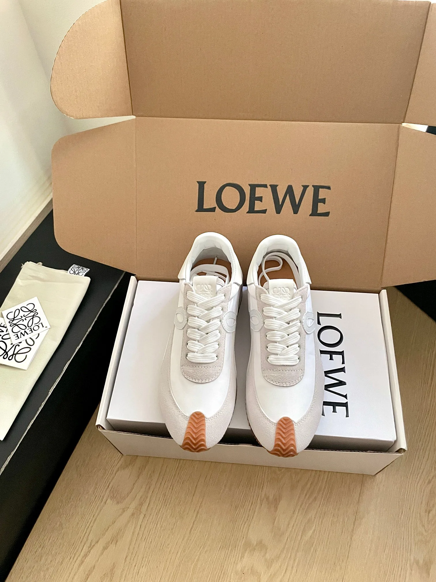 Кроссовки Женские Loewe 10822572