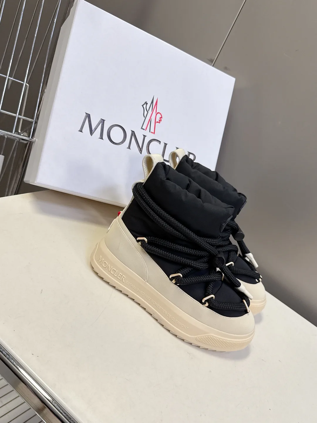 Угги Женские Moncler 139393
