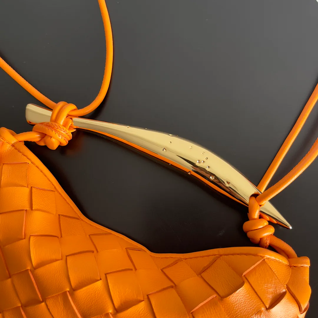 Сумки На Ремне Женские Bottega Veneta 12788328