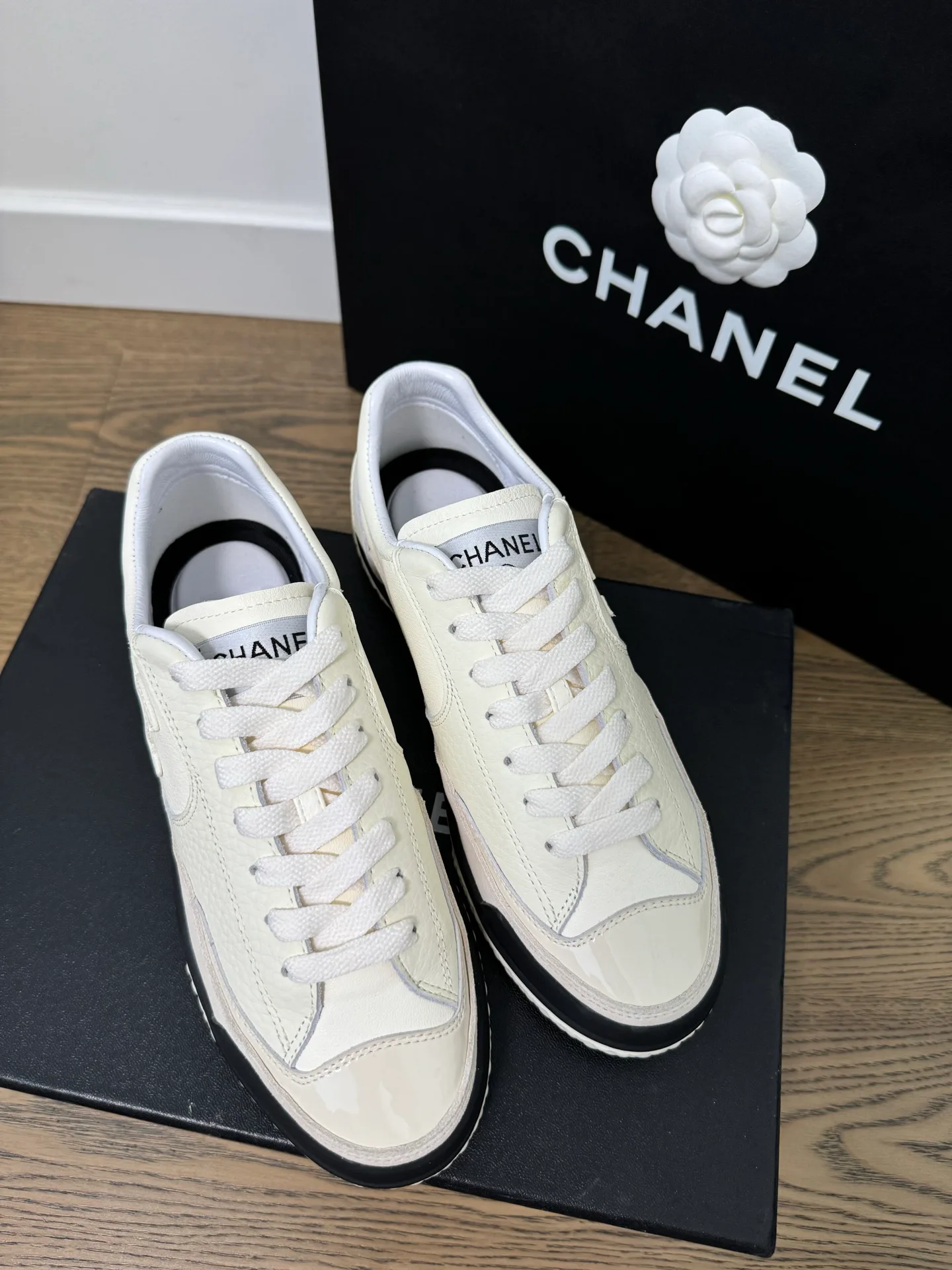 Кроссовки Женские Chanel 11213669