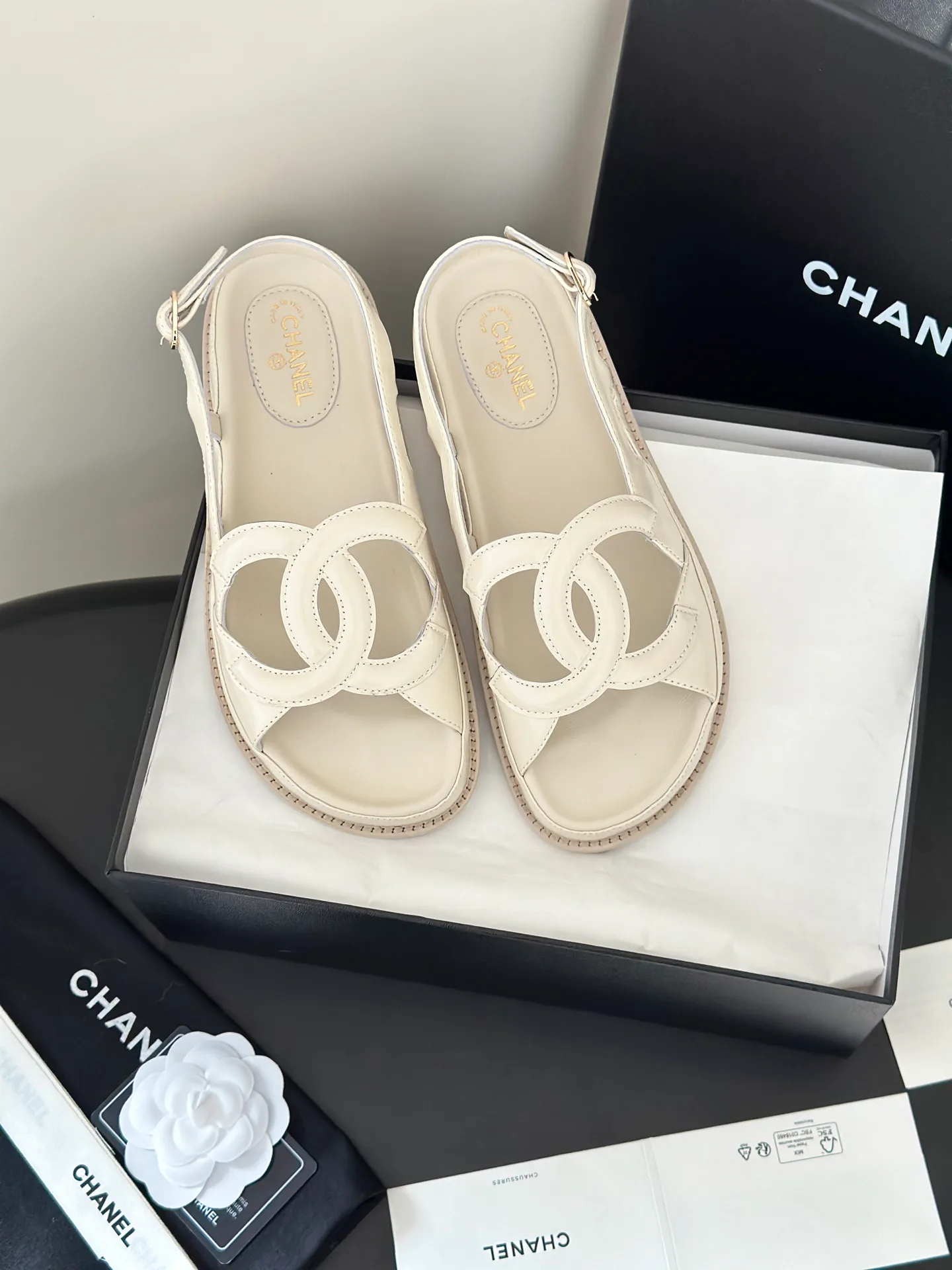 Босоножки Женские Chanel 18143027