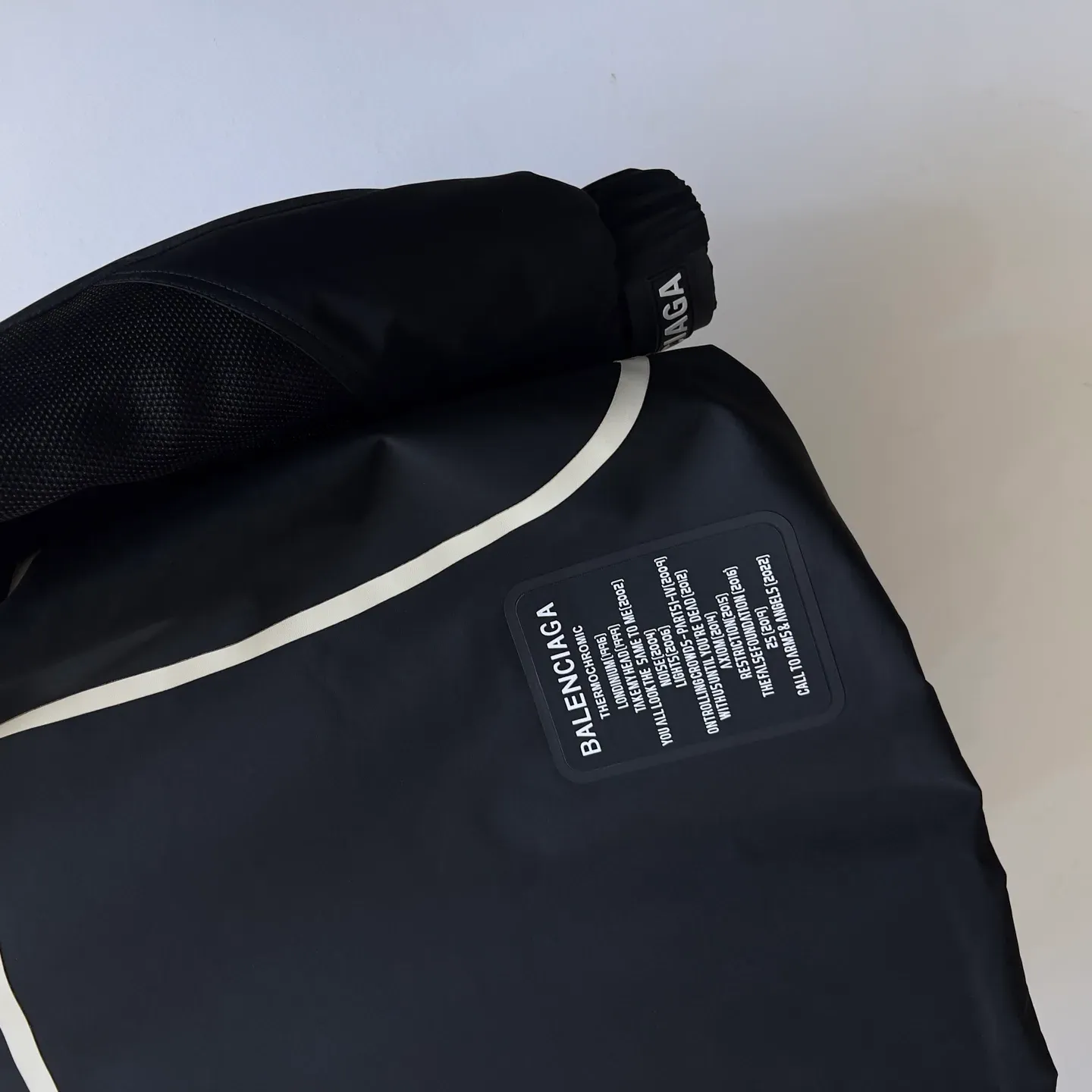 Куртки И Пуховики Женские Balenciaga 844133