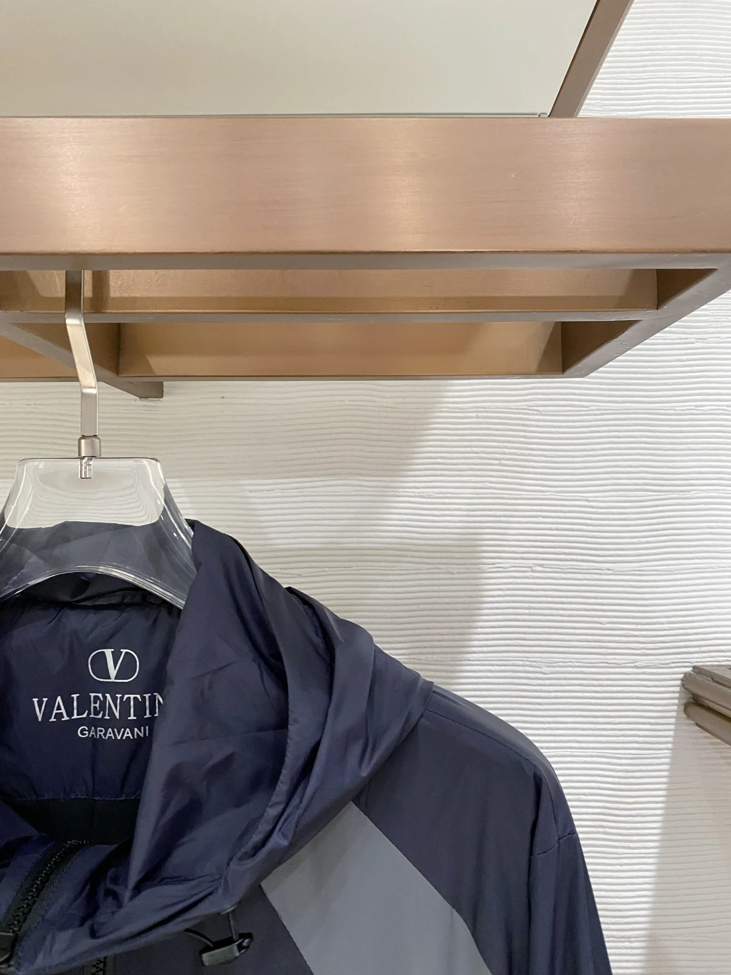 Куртки И Пуховики Мужские Valentino 11392194