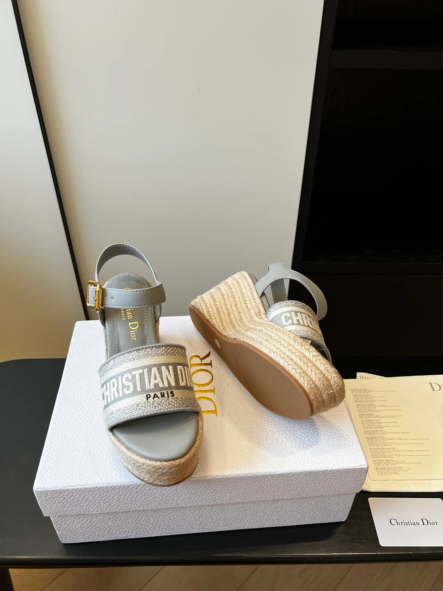 Сандалии Женские Christian Dior 11884710