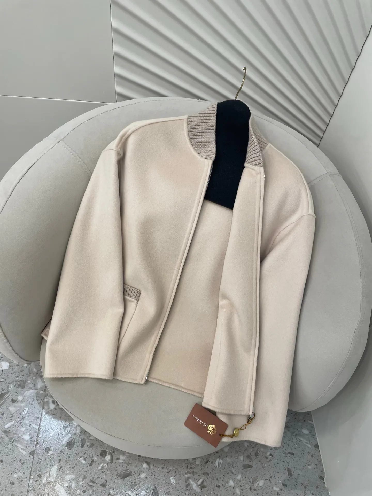 Куртки И Пуховики Женские Loro Piana 782702