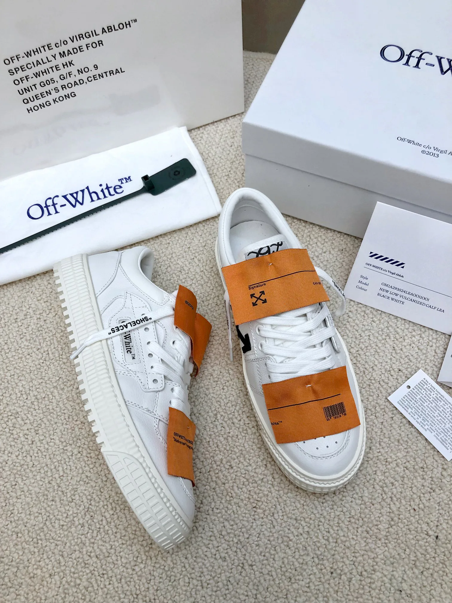 Кроссовки Женские Off-White 18103213