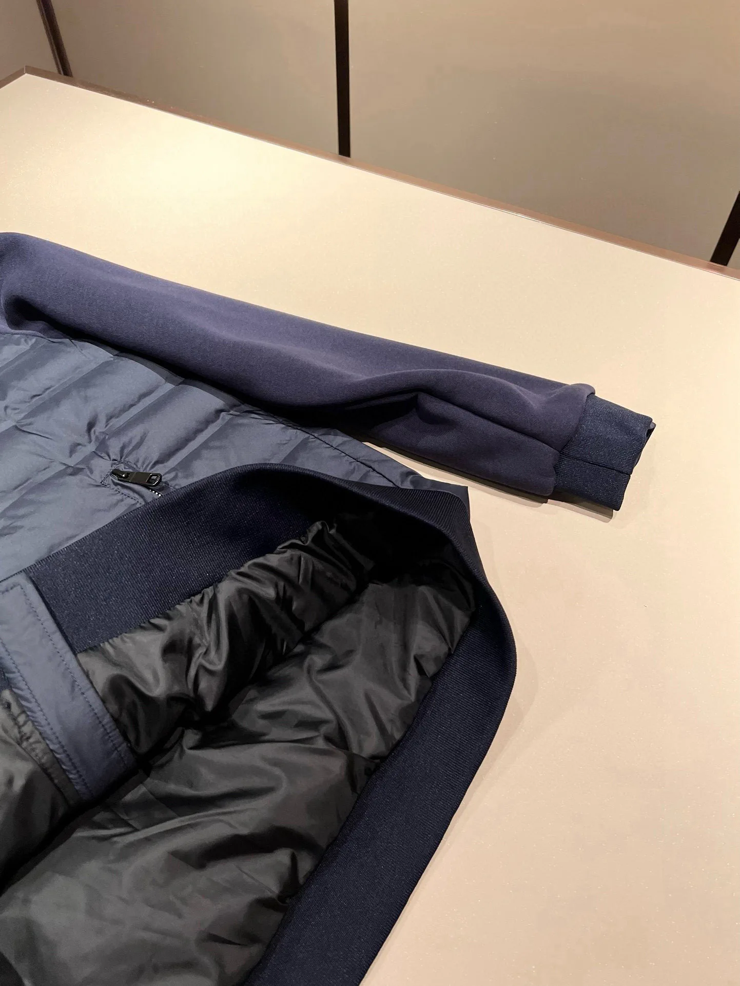 Куртки И Пуховики Мужские Moncler 940770