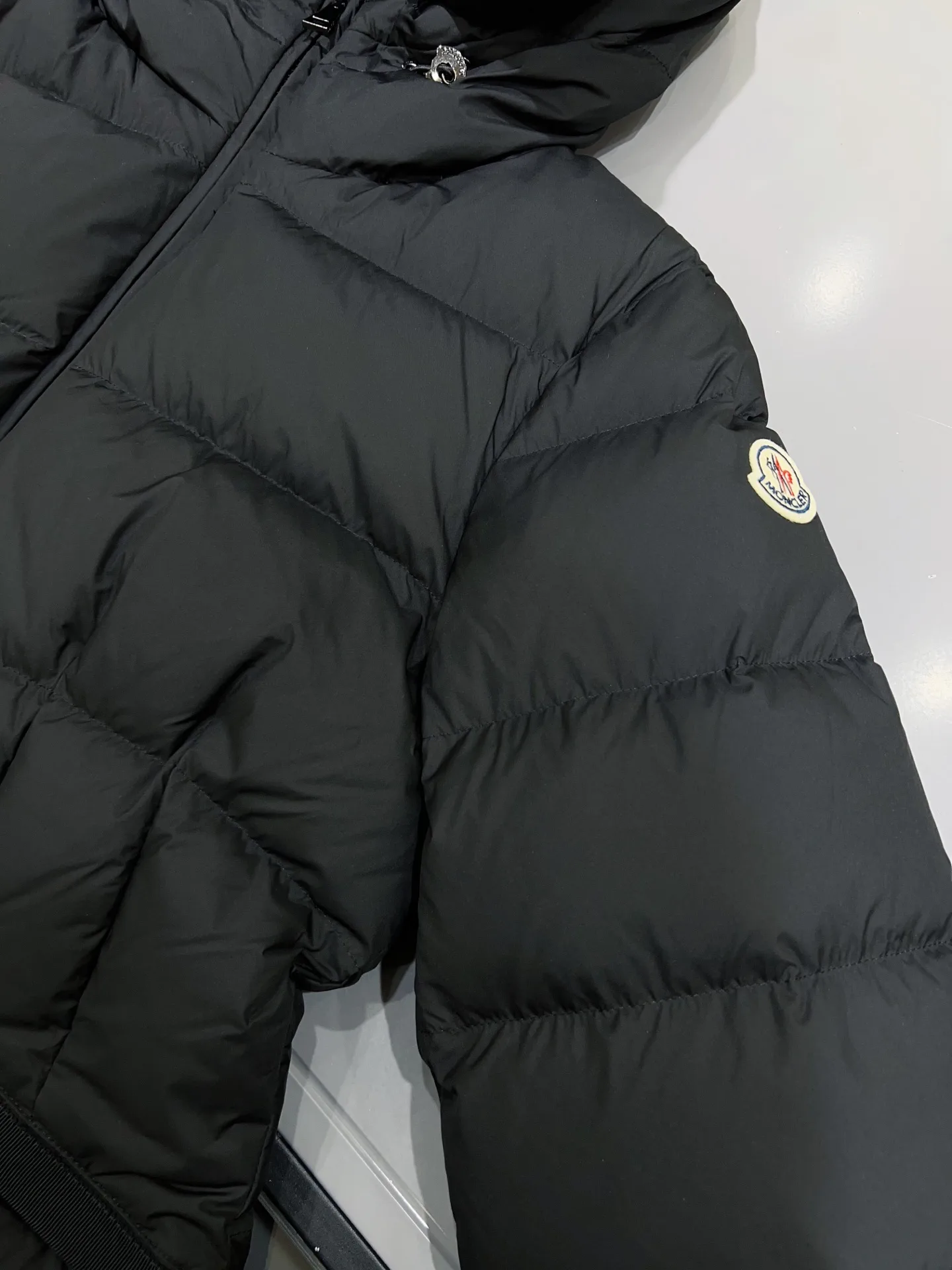 Куртки И Пуховики Женские Moncler 18368430