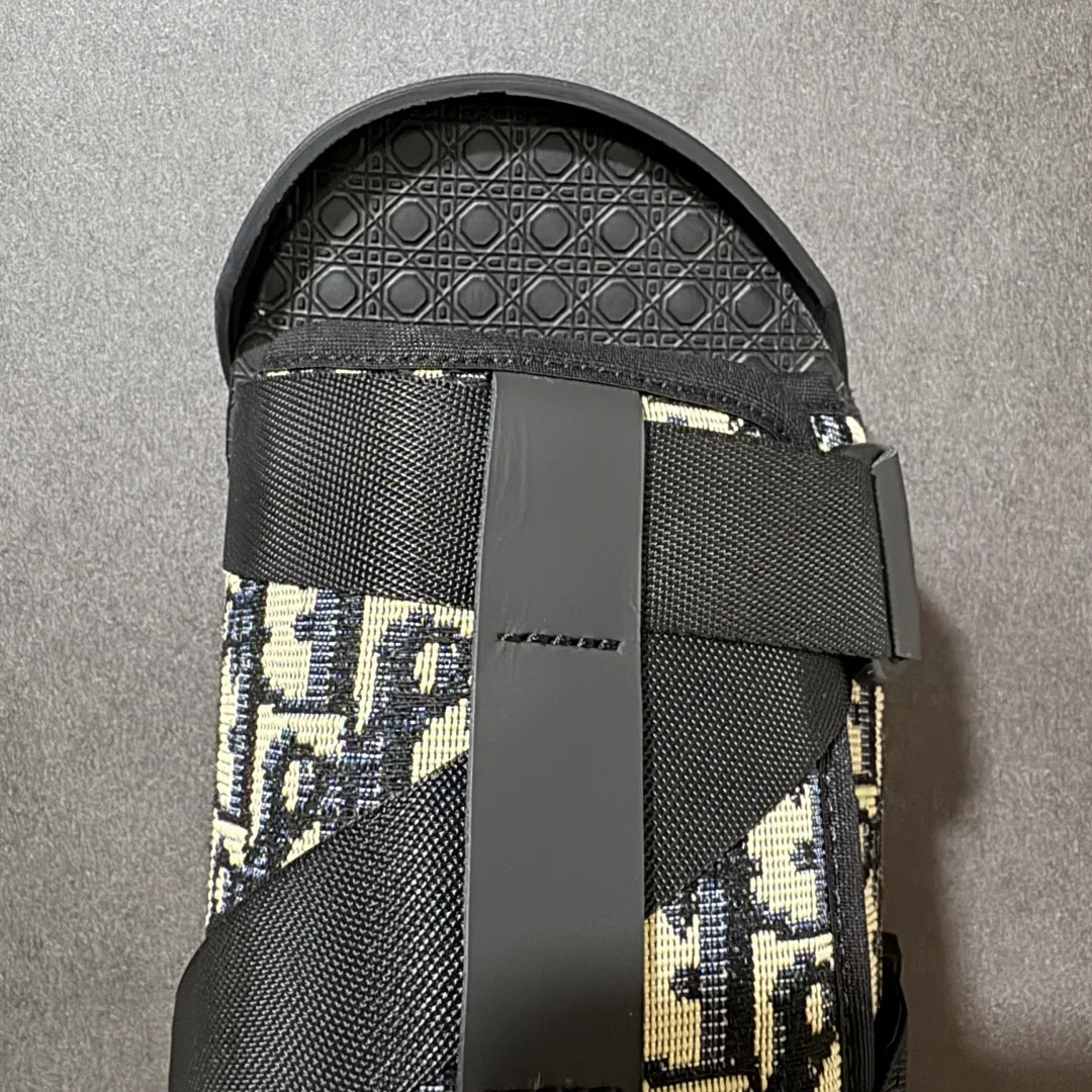 Шлепанцы Мужские Christian Dior 17059526