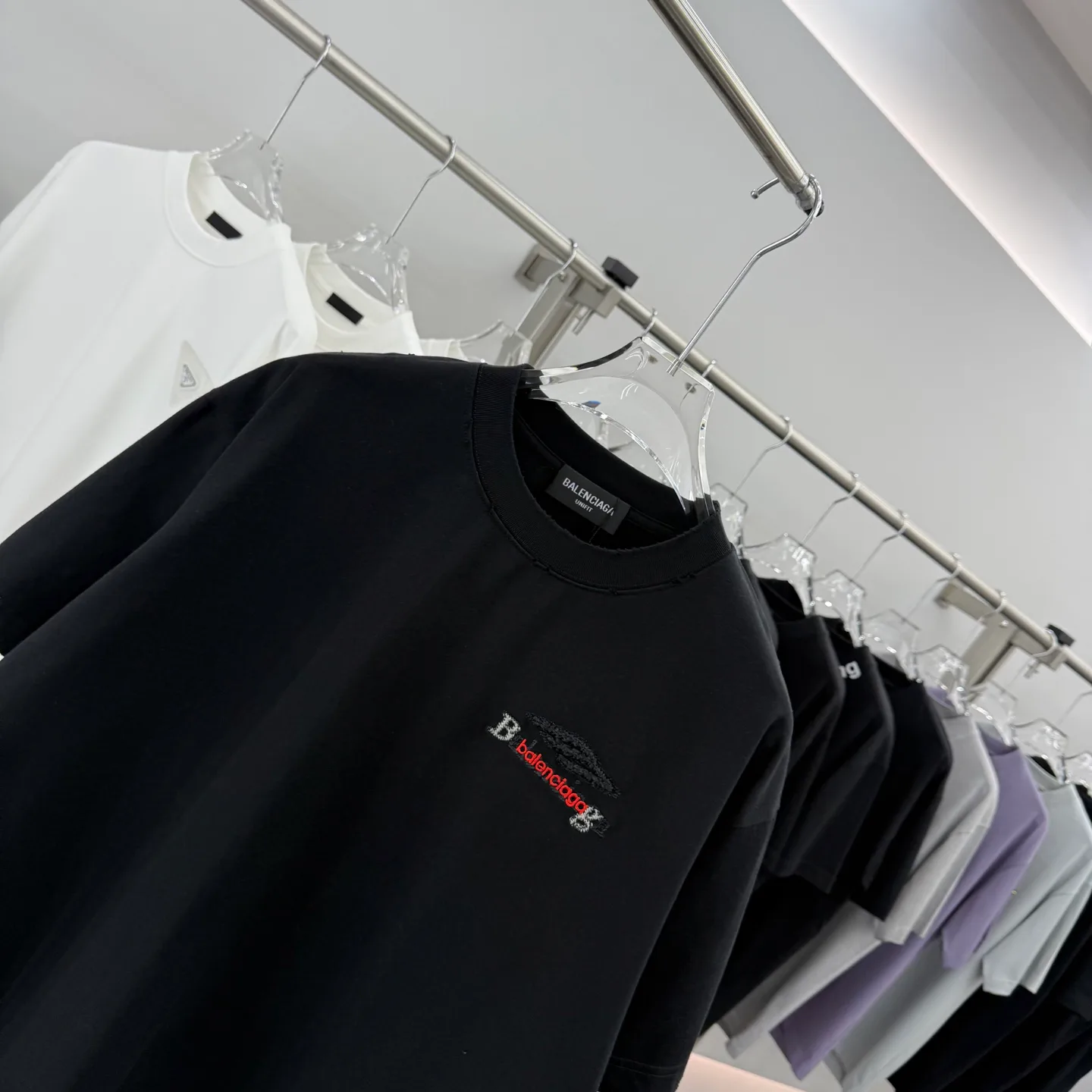 Футболки Женские Balenciaga 10018326