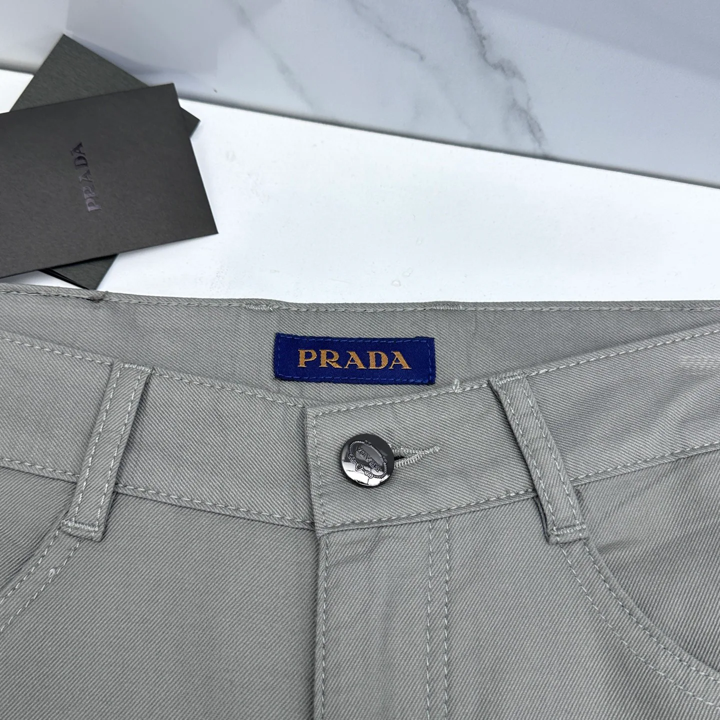 Брюки Мужские Prada 13118890