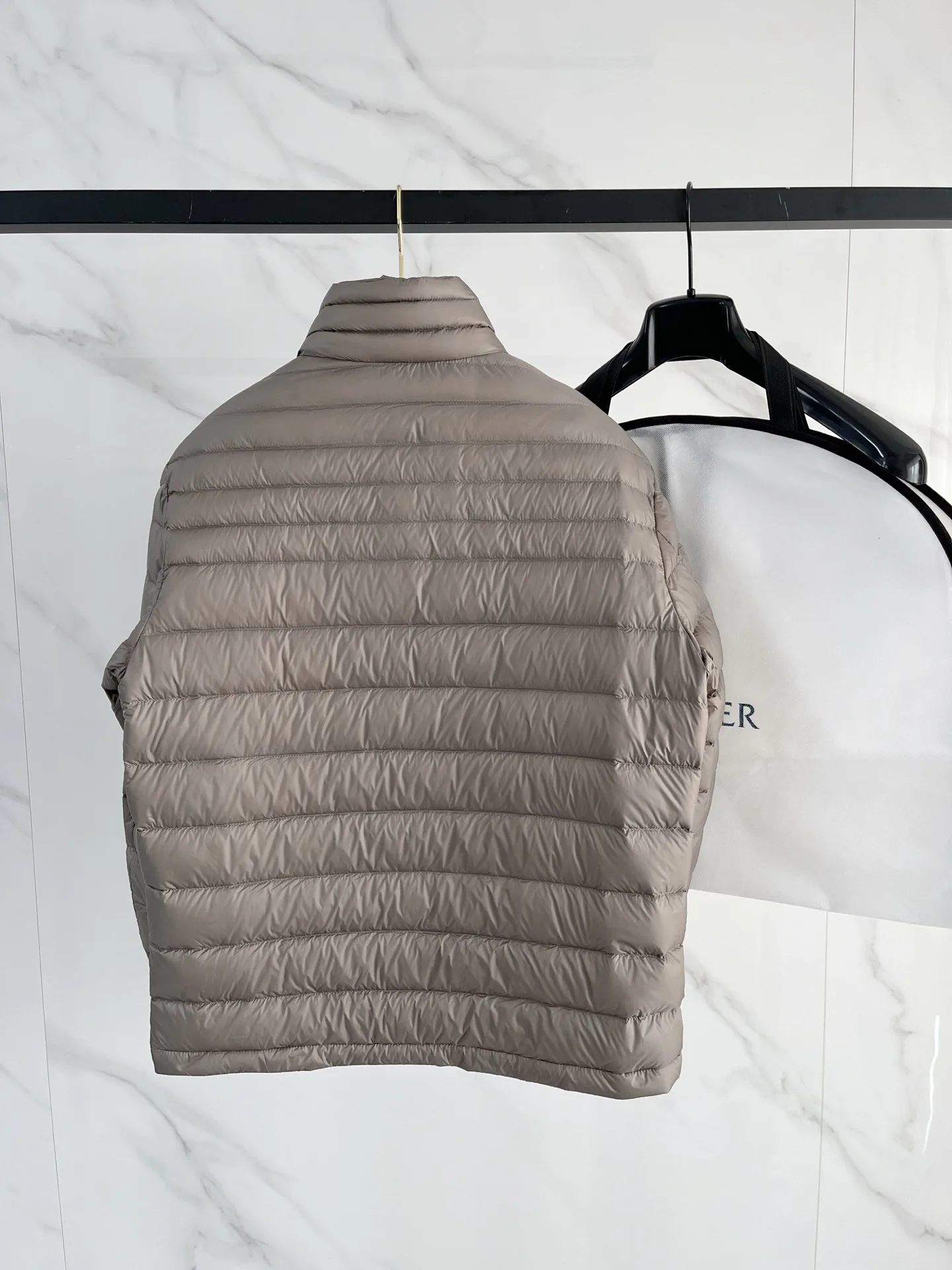 Куртки И Пуховики Мужские Moncler 1207469
