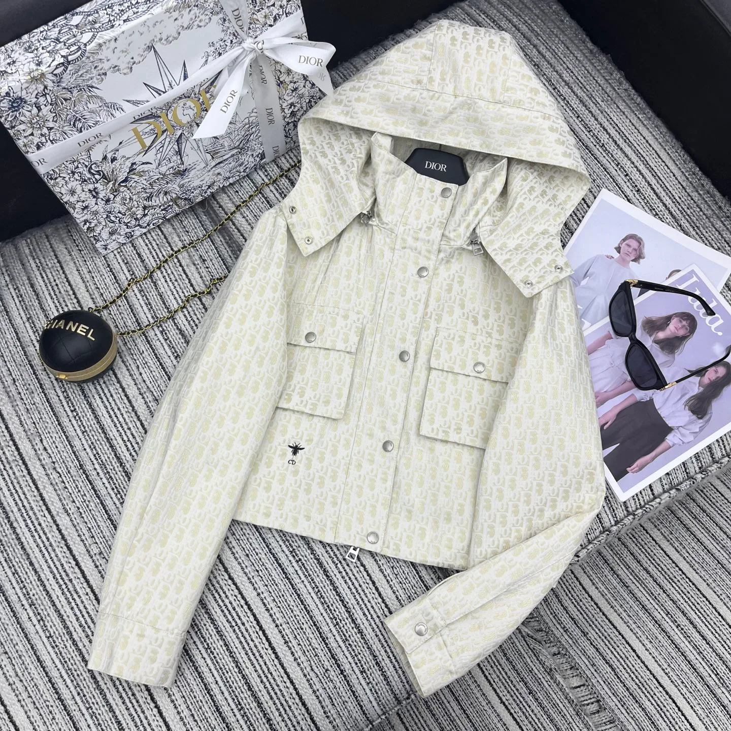 Куртки Женские Christian Dior Куртки Женские Christian Dior