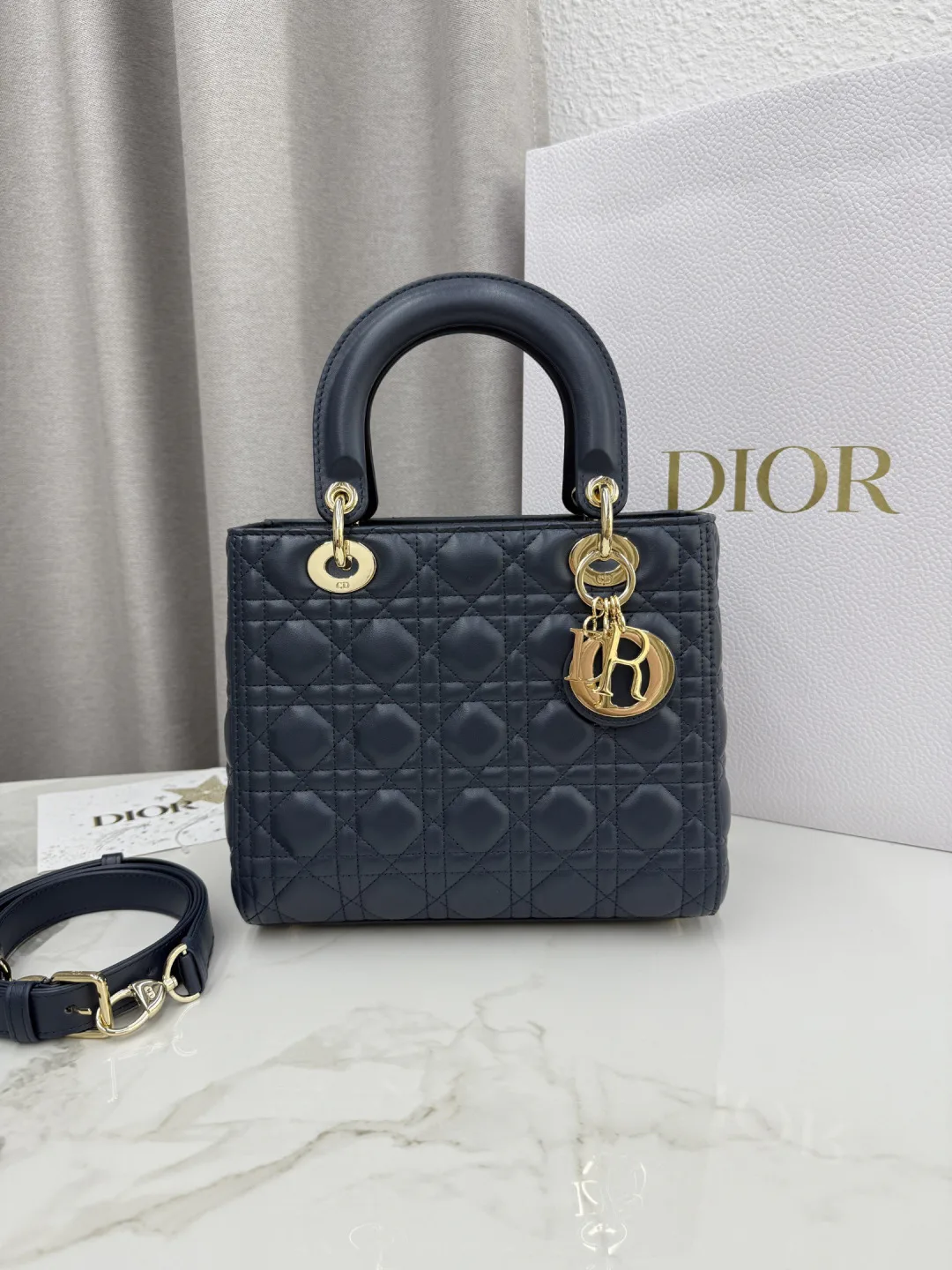 Классические Сумки Женские Christian Dior 18116349