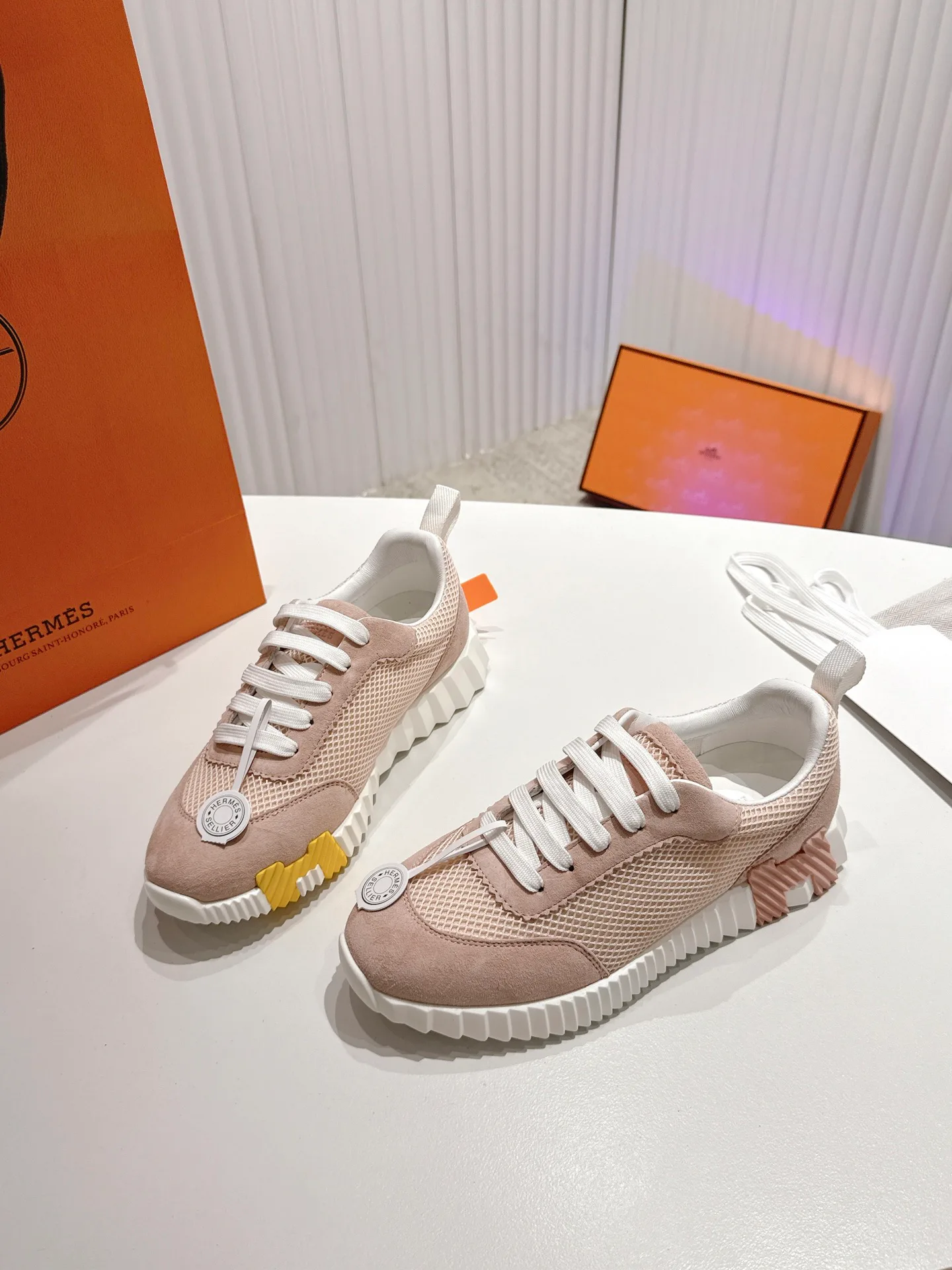 Кроссовки Женские Hermes 1744777