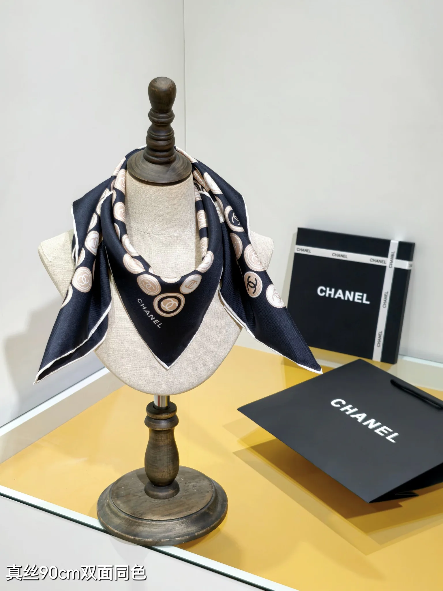 Шарфы Chanel 19501