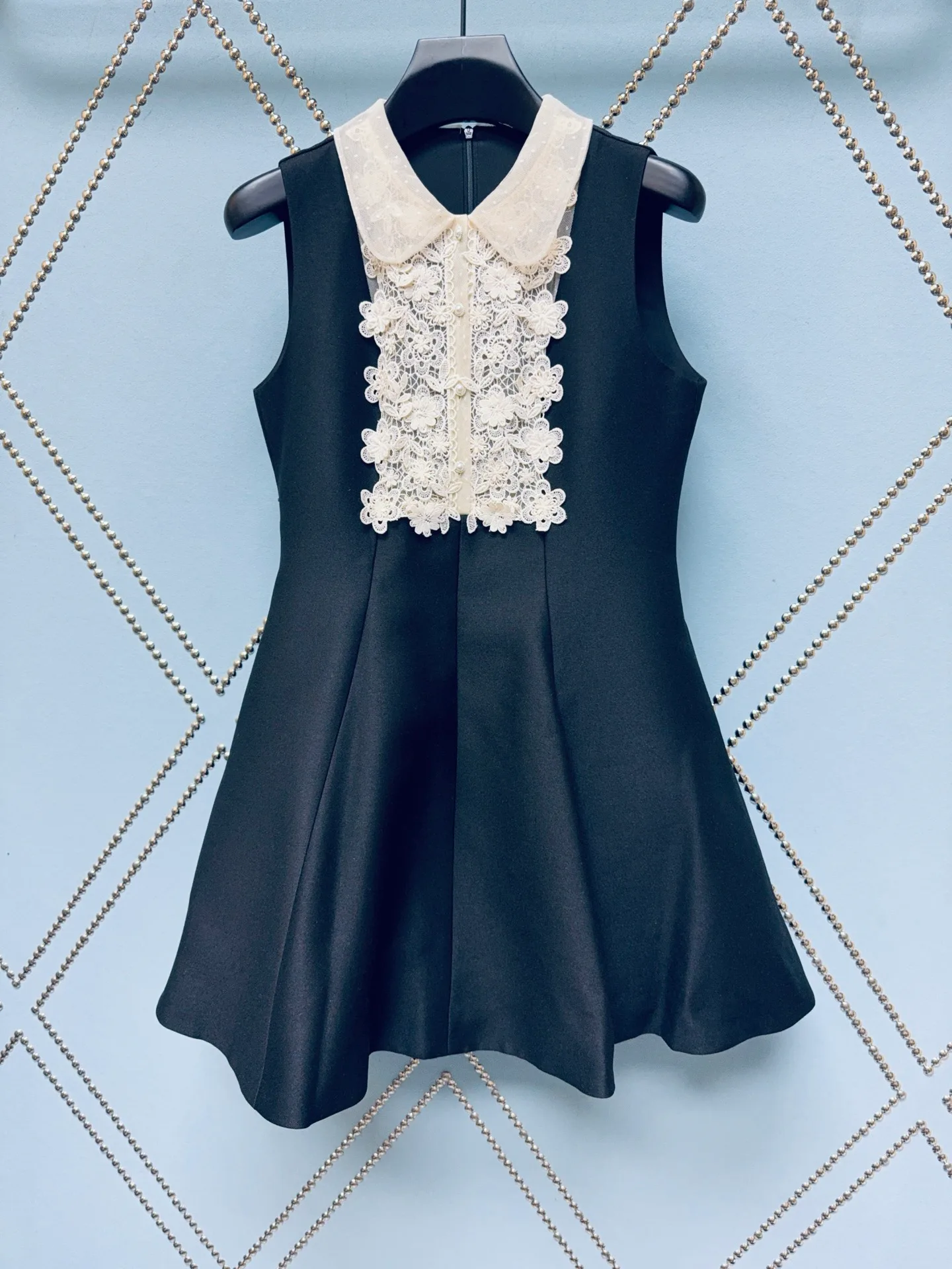 Платья Женские Chanel 5930556
