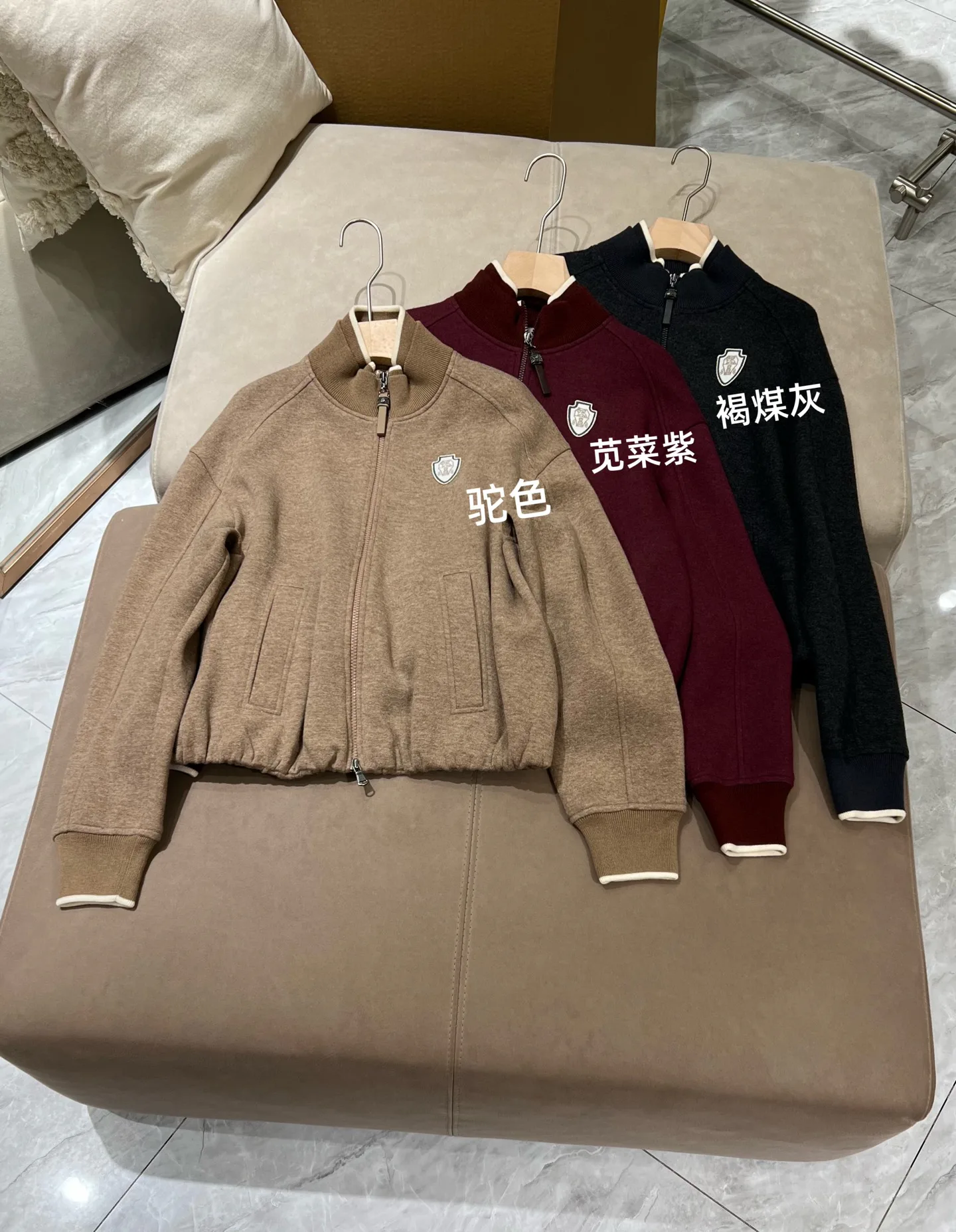 Куртки И Пуховики Женские Brunello Cucinelli 11167677