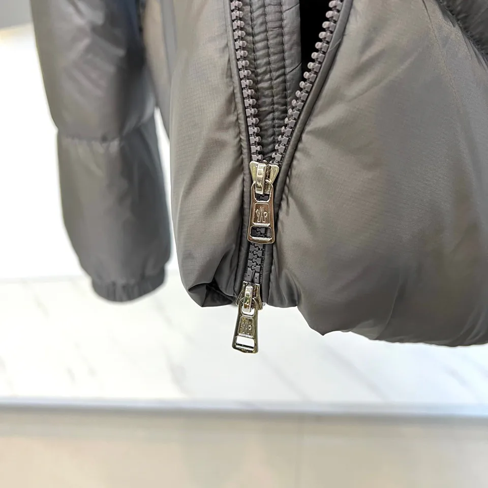 Куртки И Пуховики Мужские Moncler 1444580