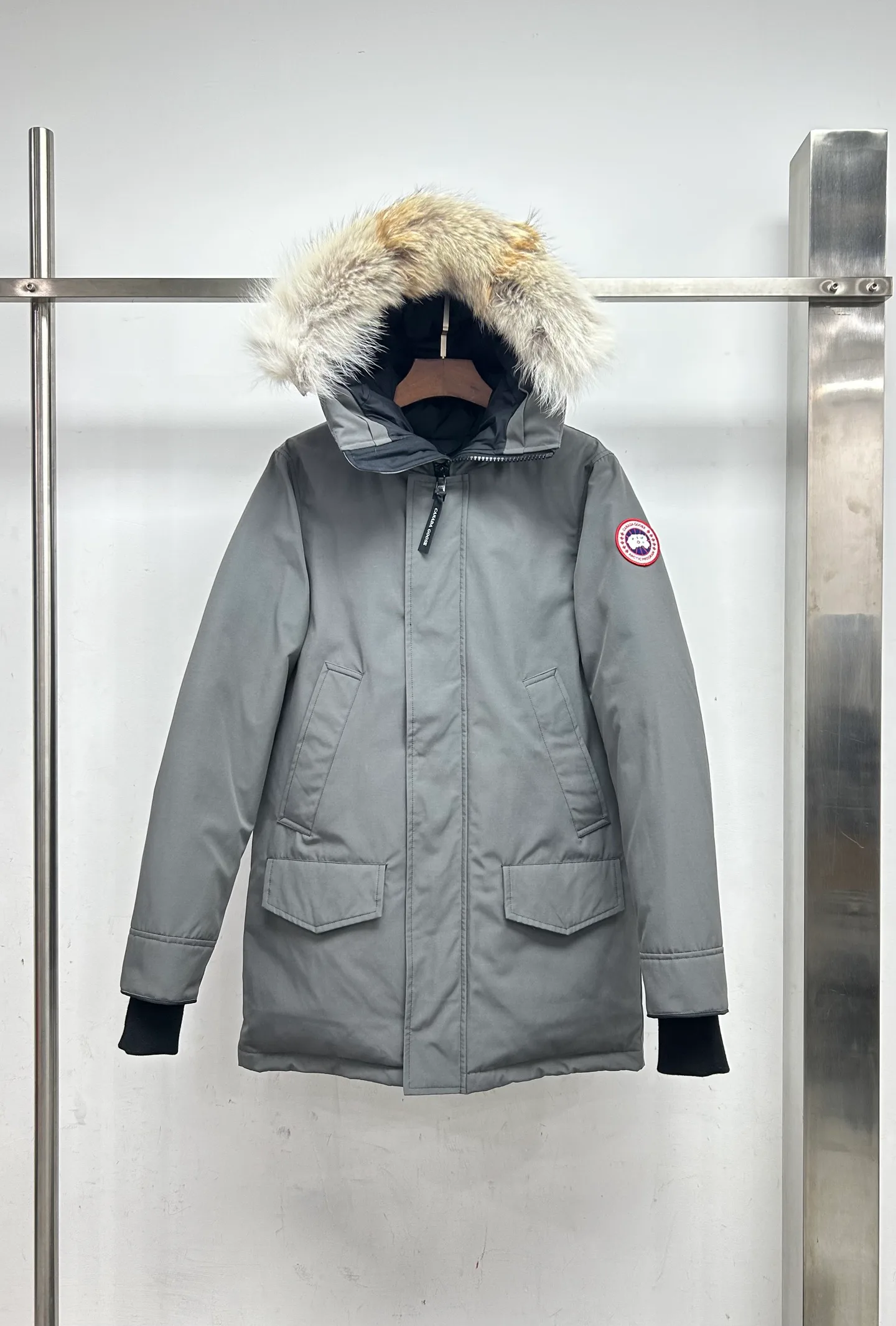 Куртки И Пуховики Женские Canada Goose 378381