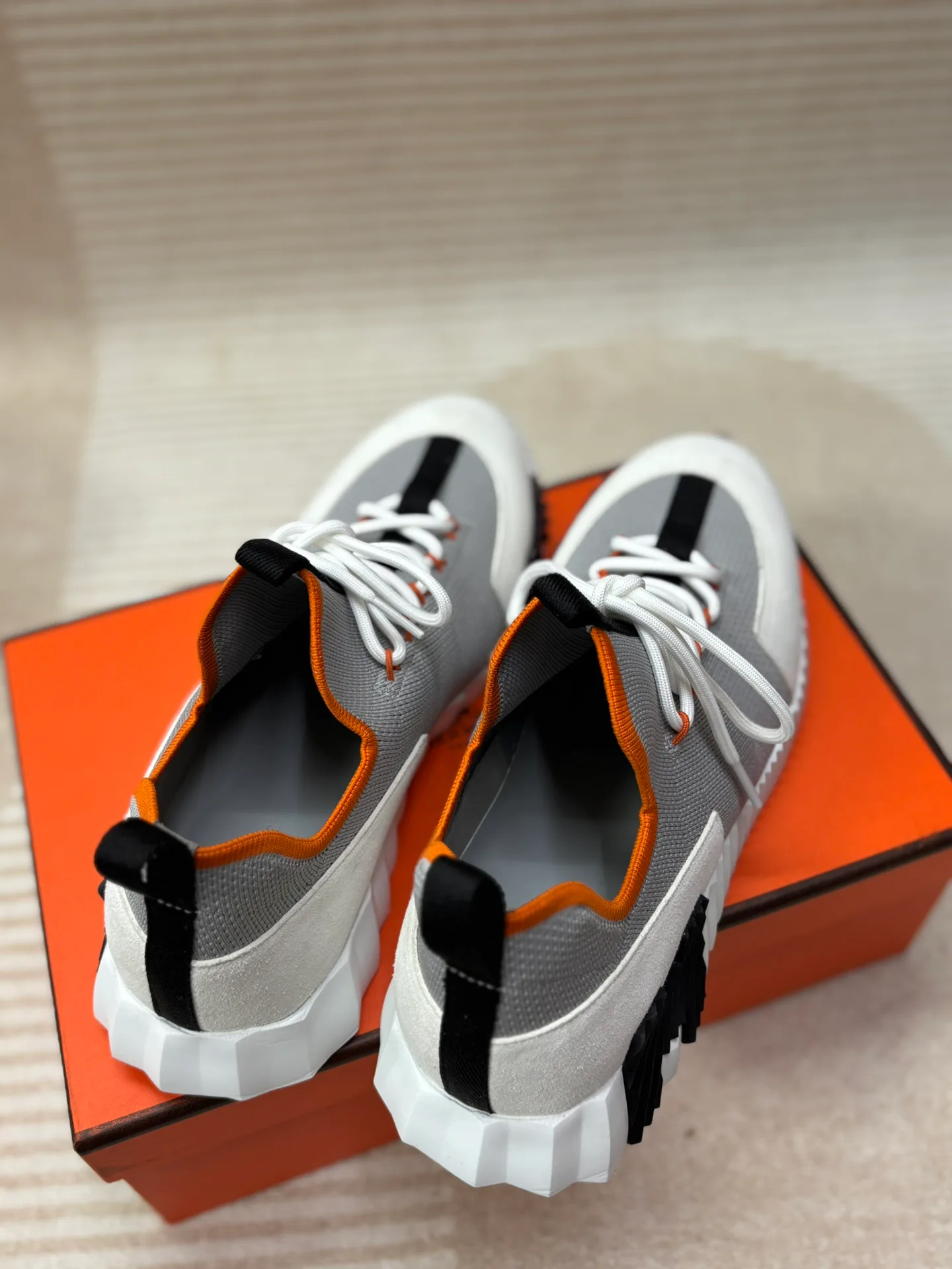 Кроссовки Женские Hermes 129341