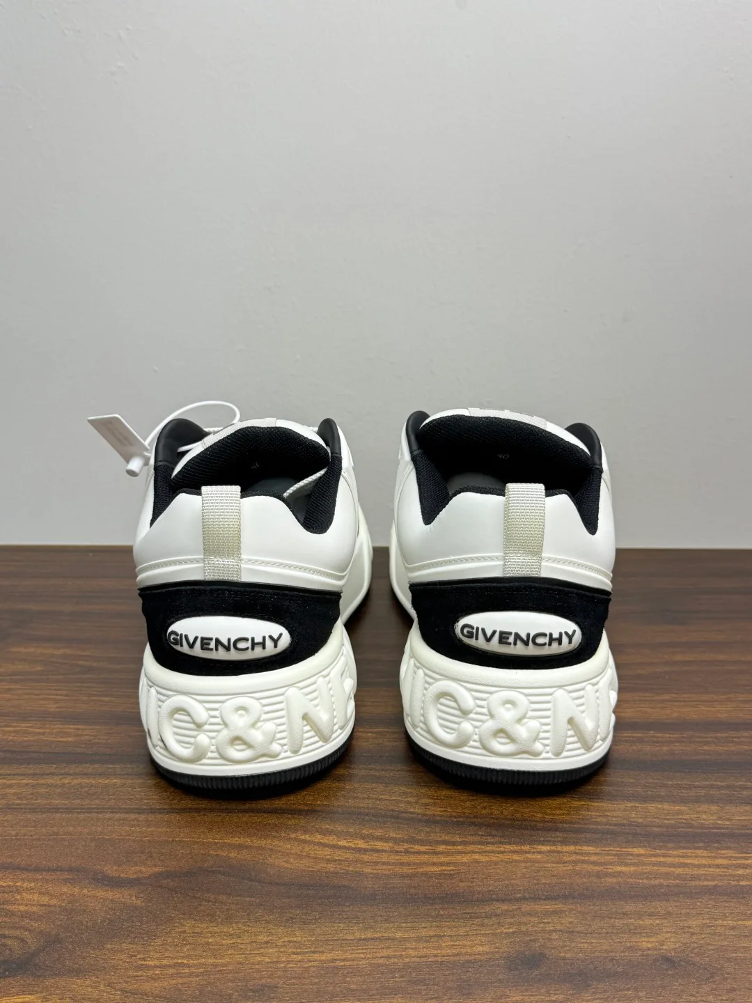 Кроссовки Мужские Givenchy 19057166
