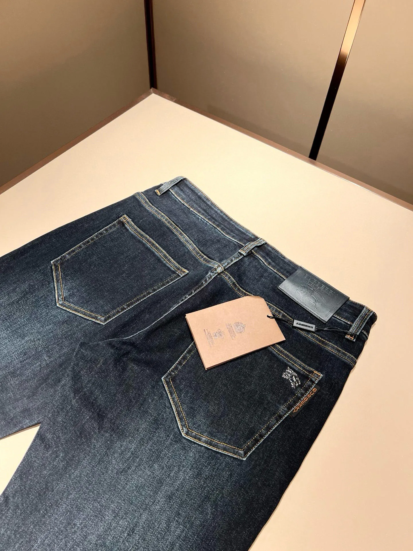 Джинсы Мужские Burberry 11361183